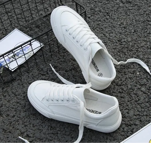 2019 new style white sneakers men breathable leisure shoes popular shoes high quality fashion Super confident men black sneakers Loafers With Skirt