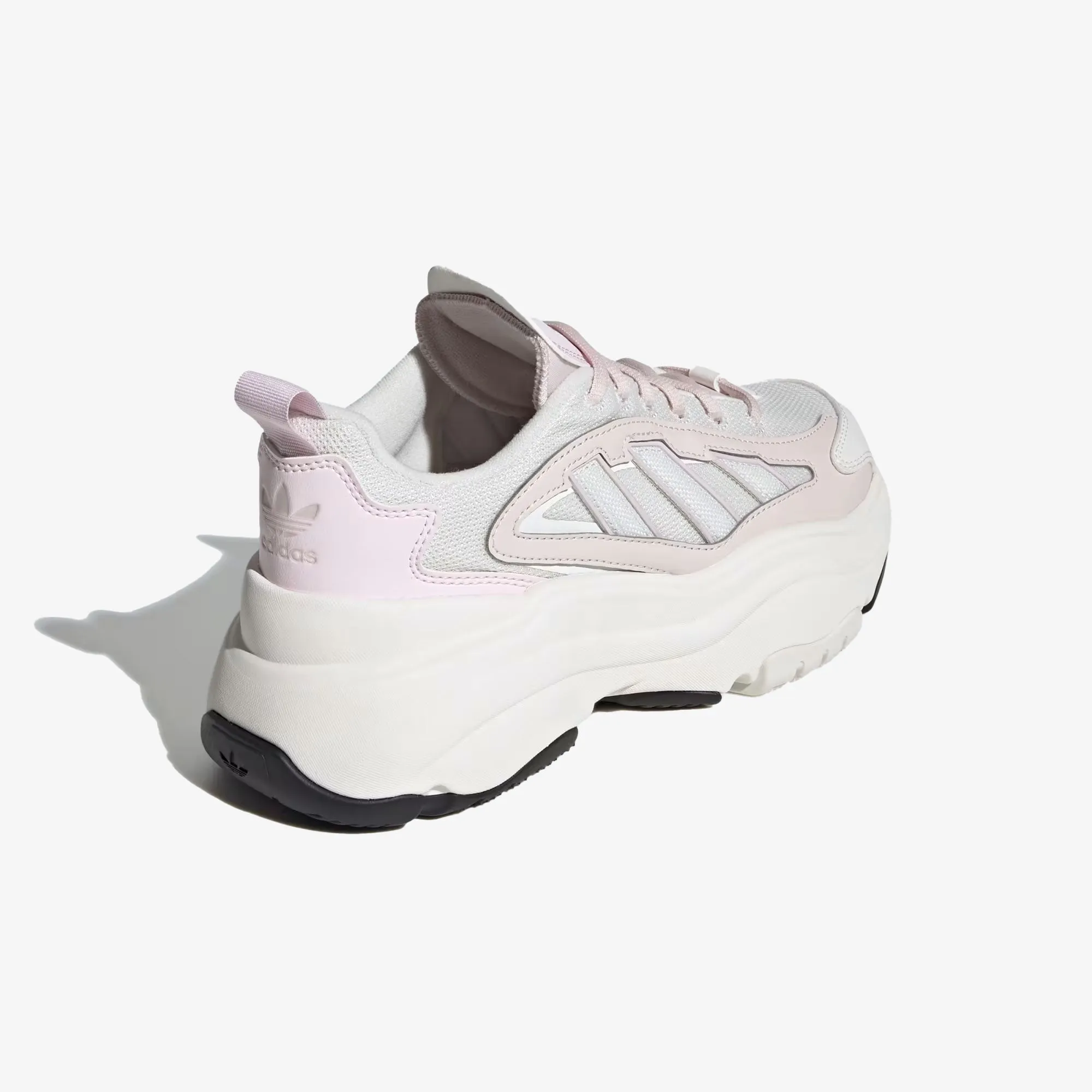 Adidas Originals | WMN'S OZGAIA  { CLOUD WHITE/OFF WHITE/ALMOST PINK Adidas Messi Shoes