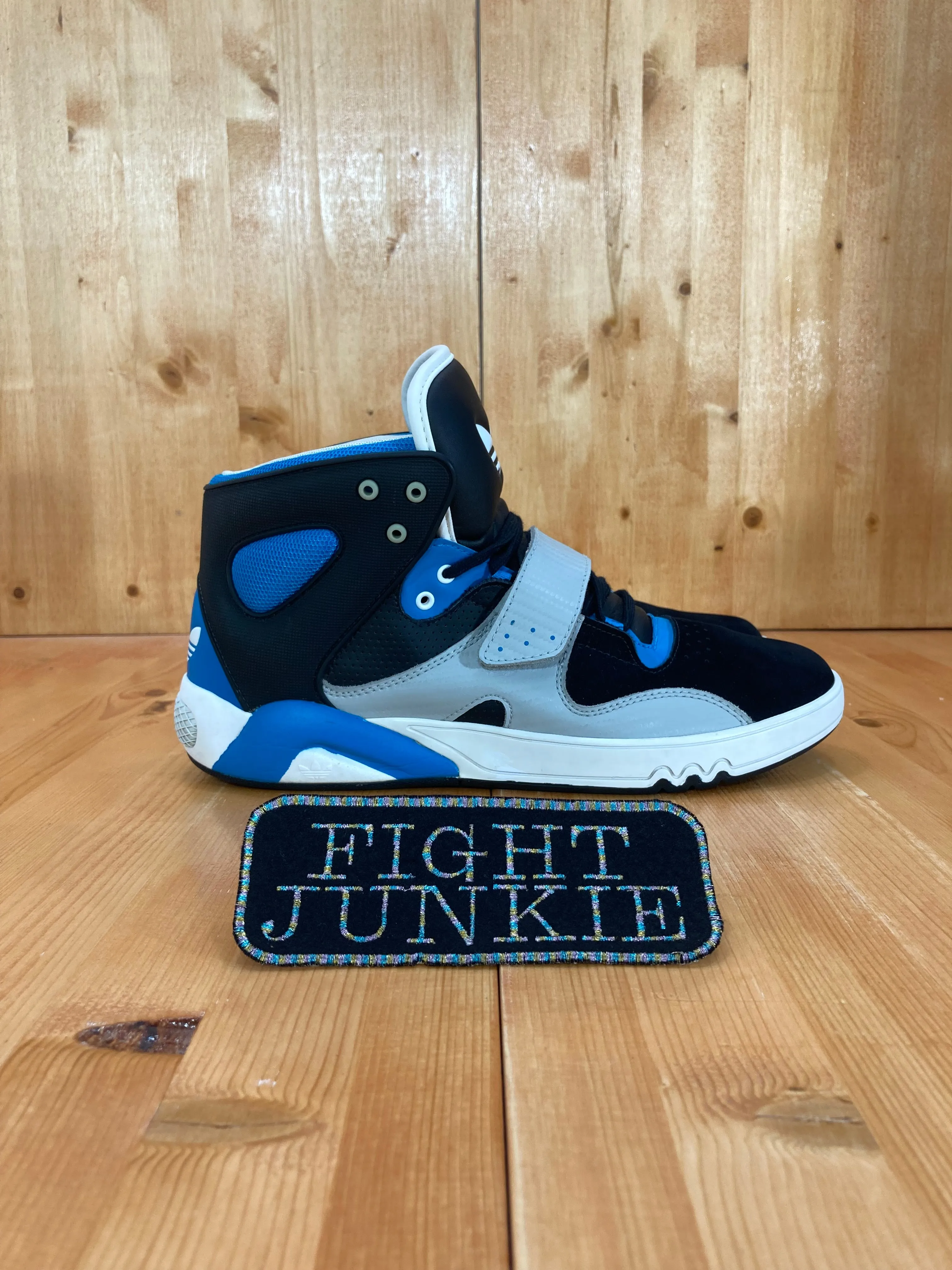 Adidas 4000 Shoes ADIDAS ORIGINALS ROUNDHOUSE Retro Style HTF Black & Turquoise Colorway Men Size 10 Shoes Sneakers G49471