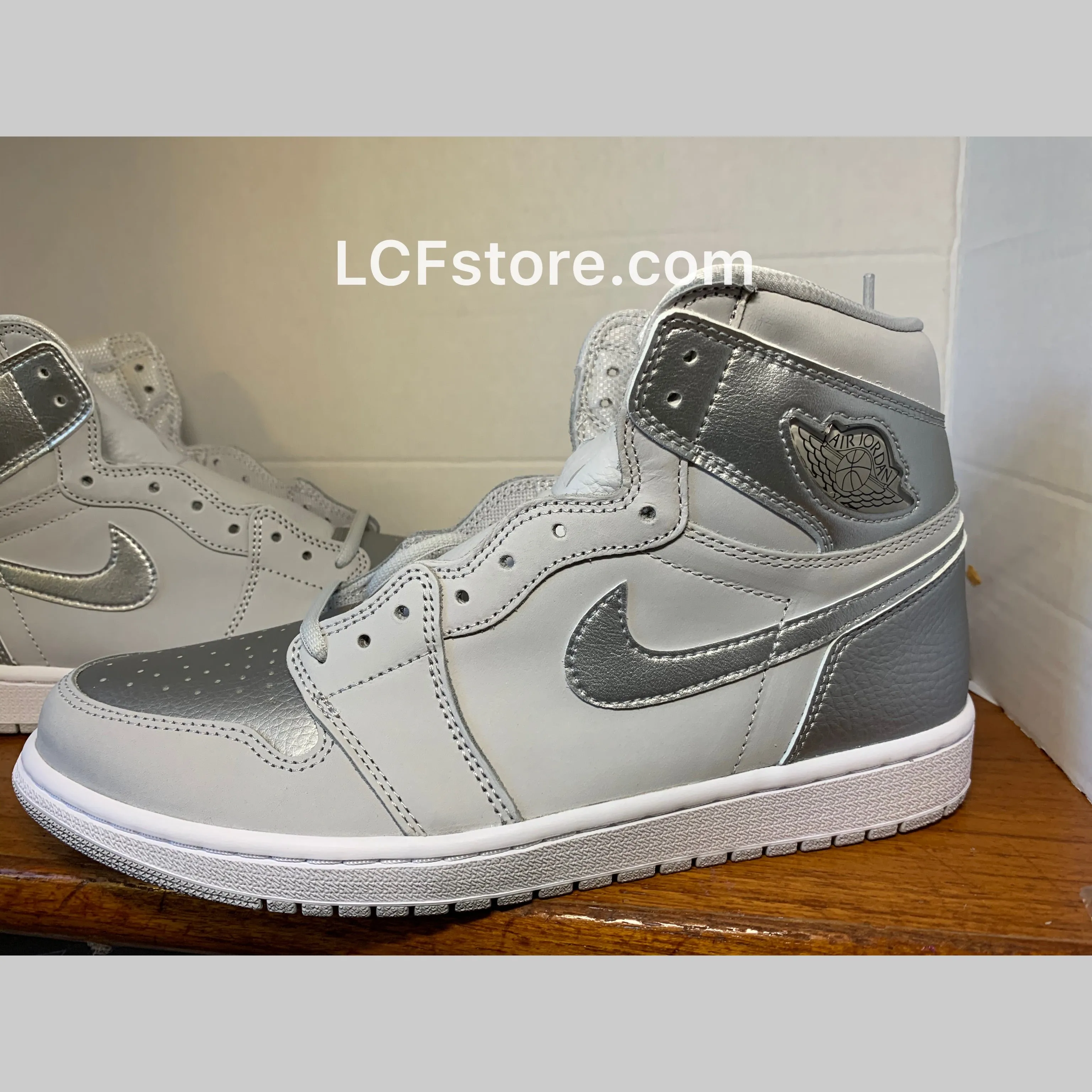 Air Jordan 1 Co.Jp Metallic Silver Asics Tennis Shoes Size 11