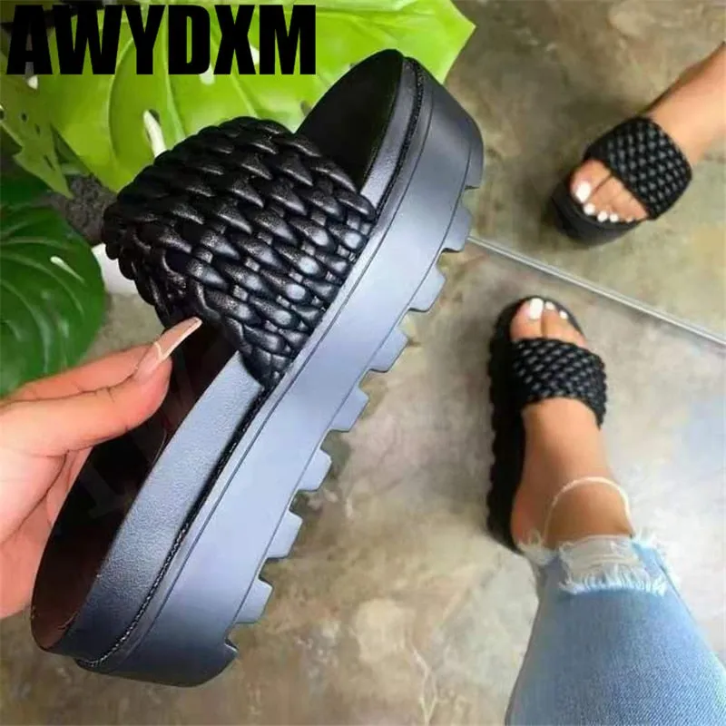 Amozae- Christmas Gift 2025 Summer Slippers Women Fashion New Flat Female Slippers Platform Gear Shoes Pen Toed Flip Flops High Quality Women Shoes Tkees Liners Flip Flops