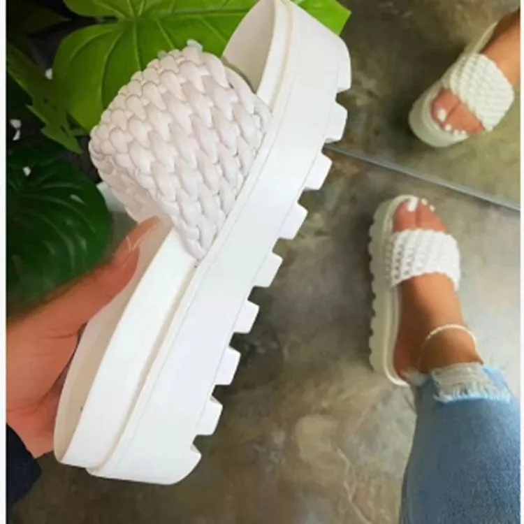 Amozae- Christmas Gift 2025 Summer Slippers Women Fashion New Flat Female Slippers Platform Gear Shoes Pen Toed Flip Flops High Quality Women Shoes Snake Print Flip Flops