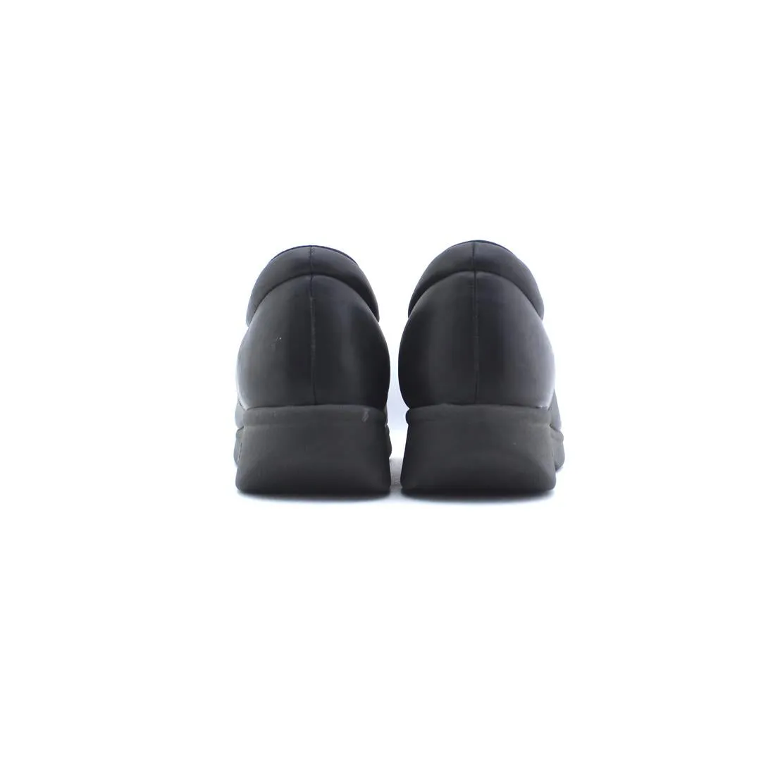 Sneakers New York APEX ANTI.SHOX