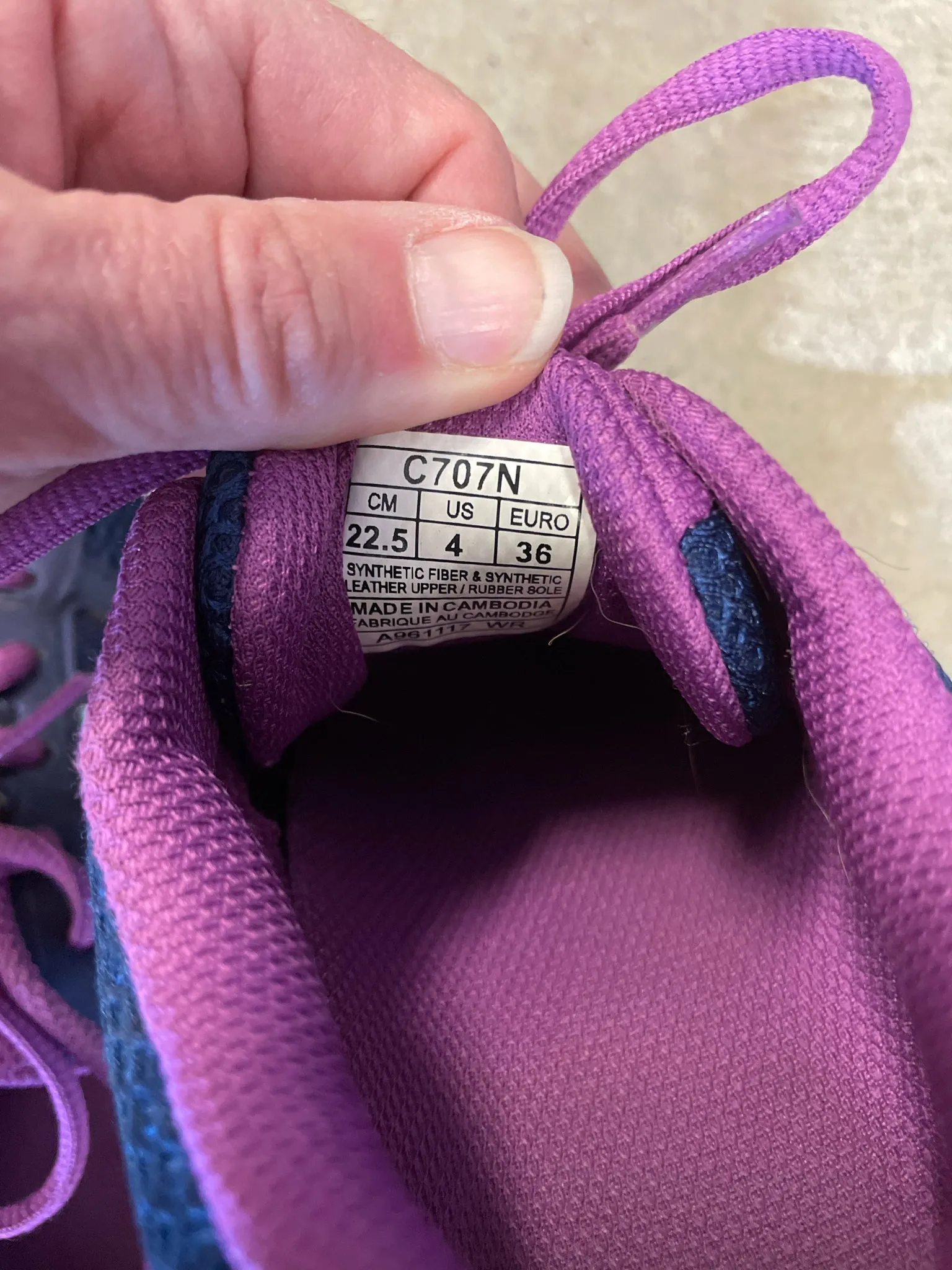 Asics  Trail Running Shoes Girl's 4 Asics Drip Shoes