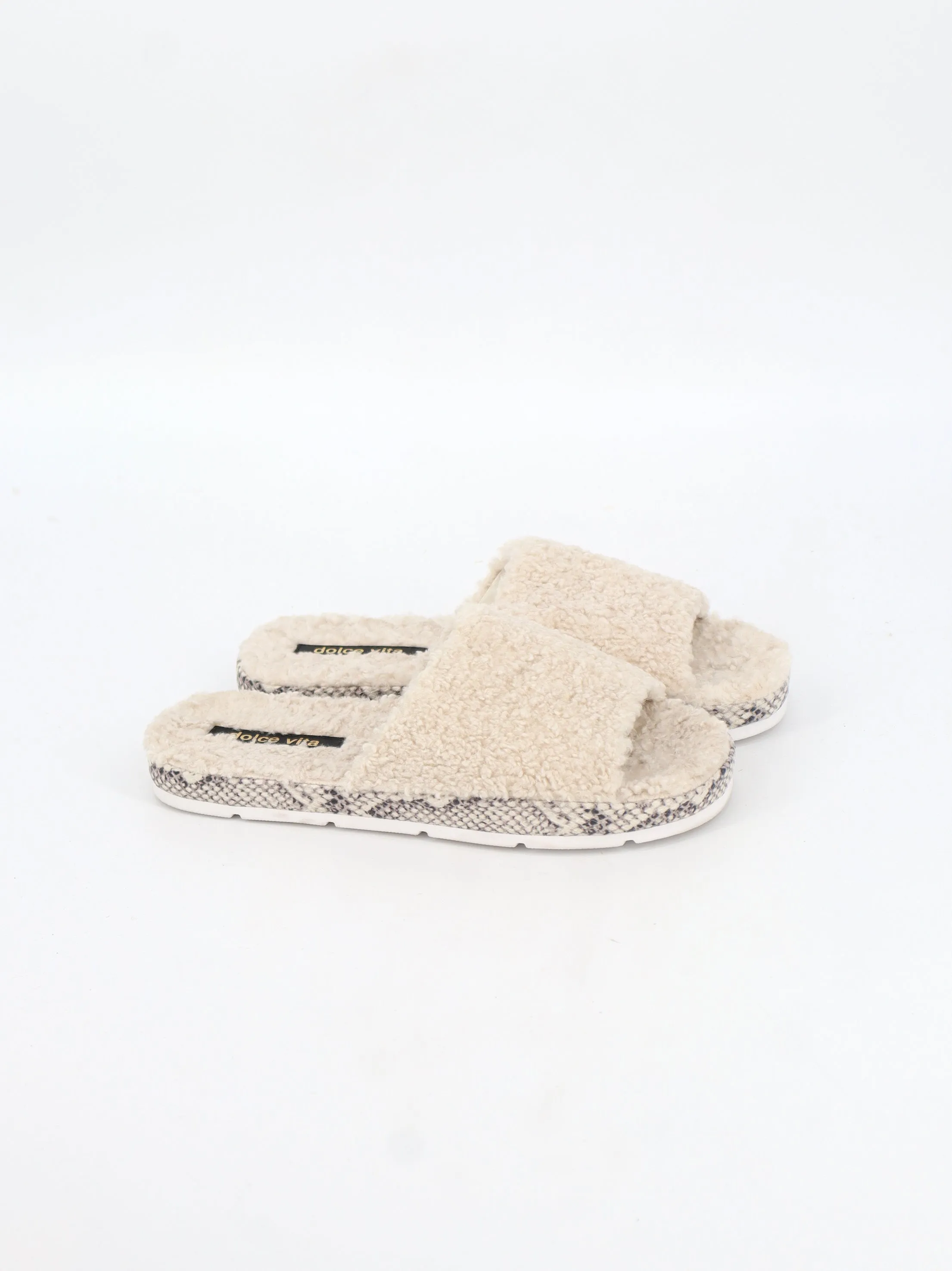 Club Slippers Women's Faux Fur Slippers,Light Beige