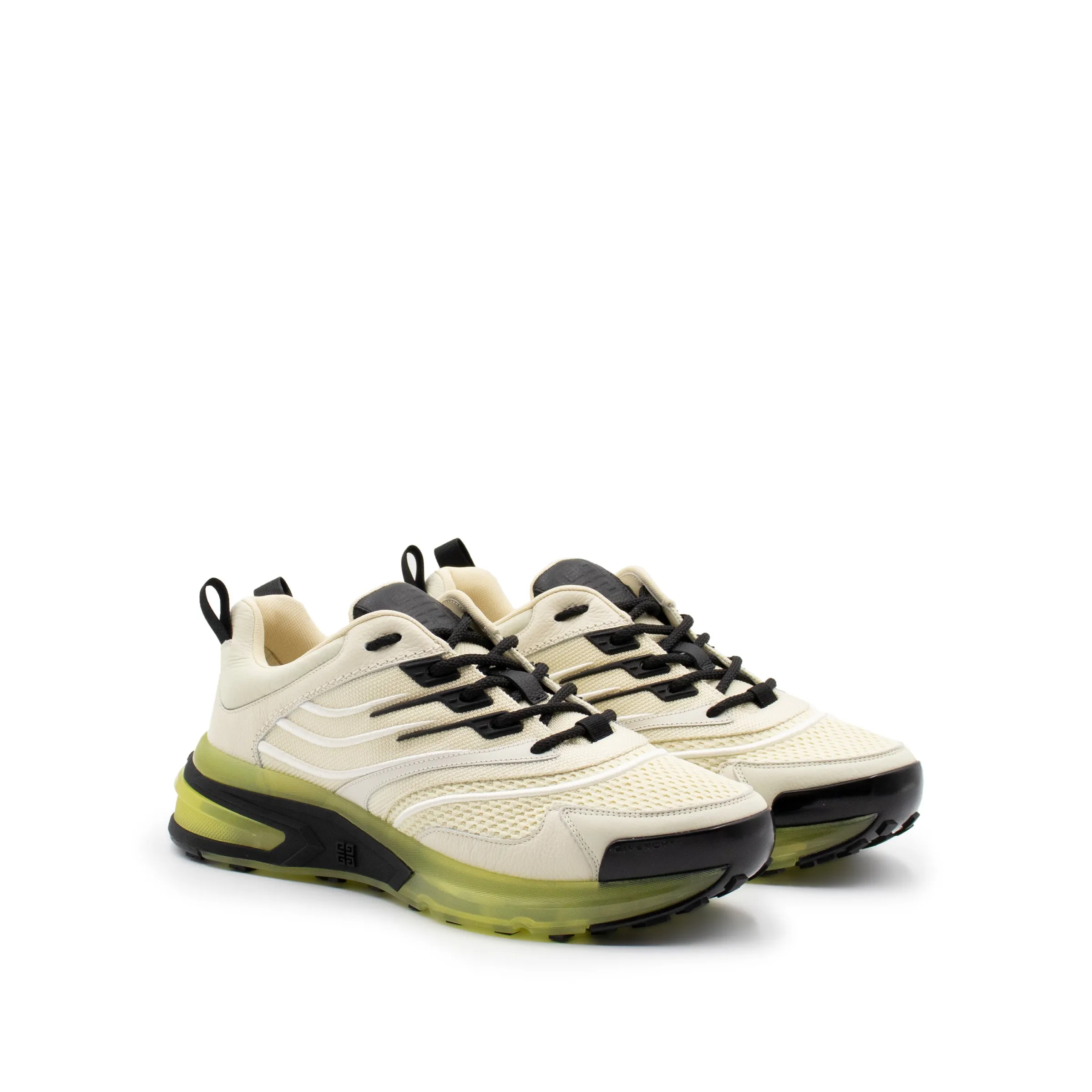 Roller Sneakers GIV 1 Runner Sneaker in White