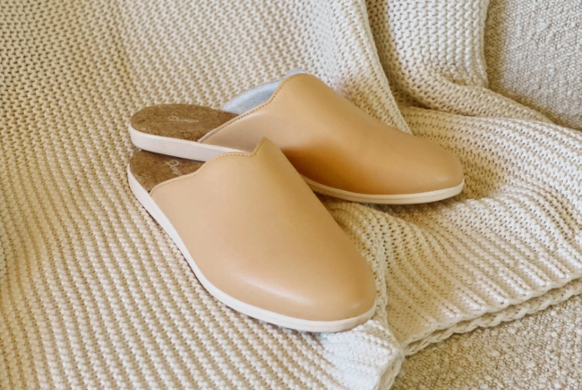 House Mules | Honey Beige Male Gucci Slippers