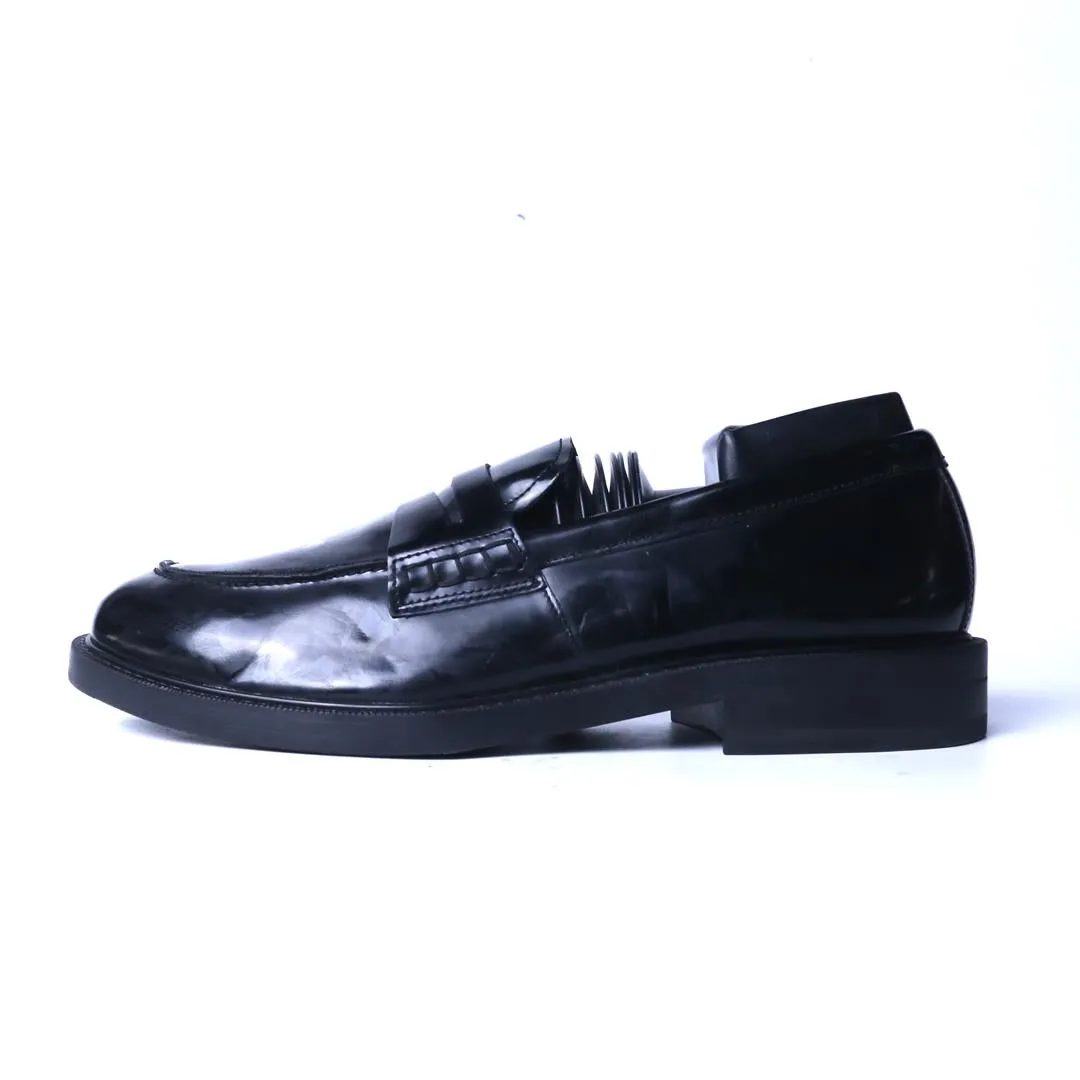 ZARA. . Loafers Size