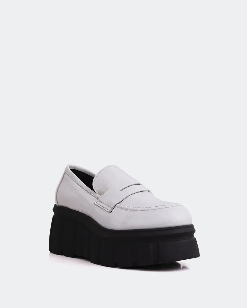 Dawson White Naplack Tommy Hilfiger Loafers