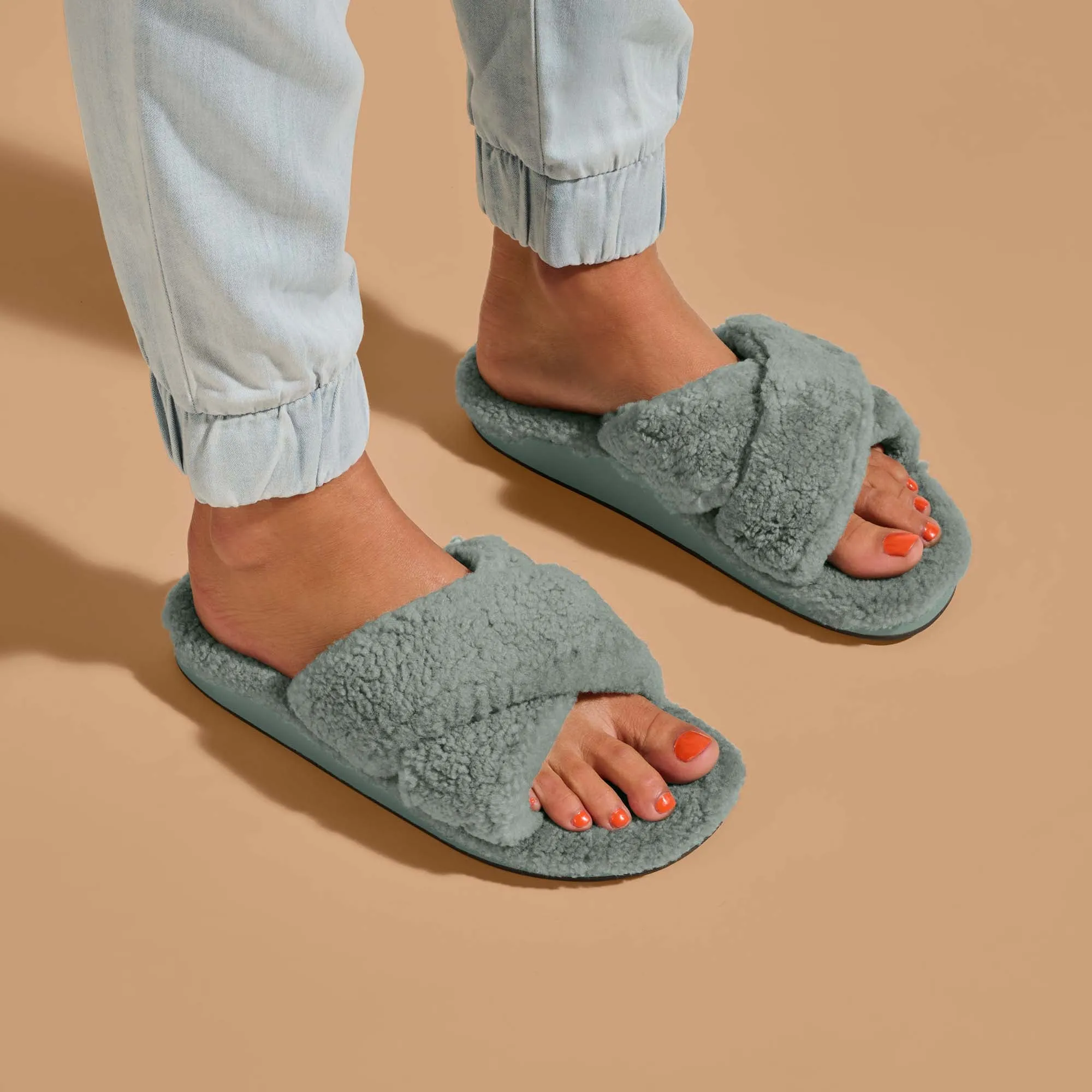 Fleece Lined Flip Flops Hila Heu - Muted Green