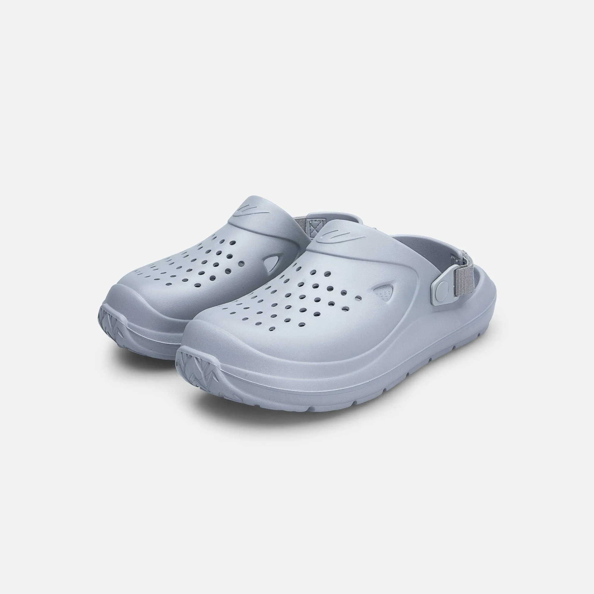 Sandals By Earth HOVERGLIDE M