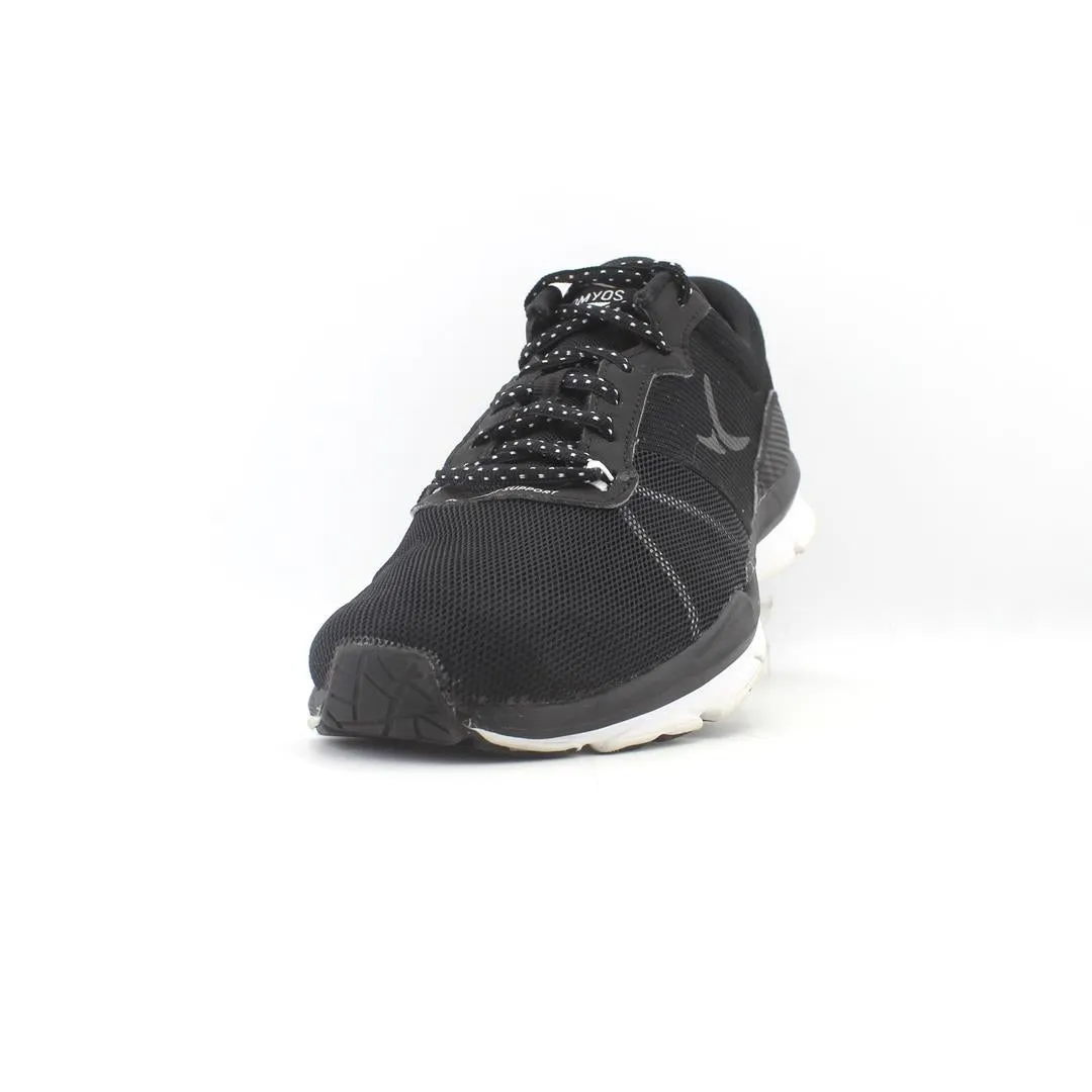 Fitting Running Shoes DOMYOS 500