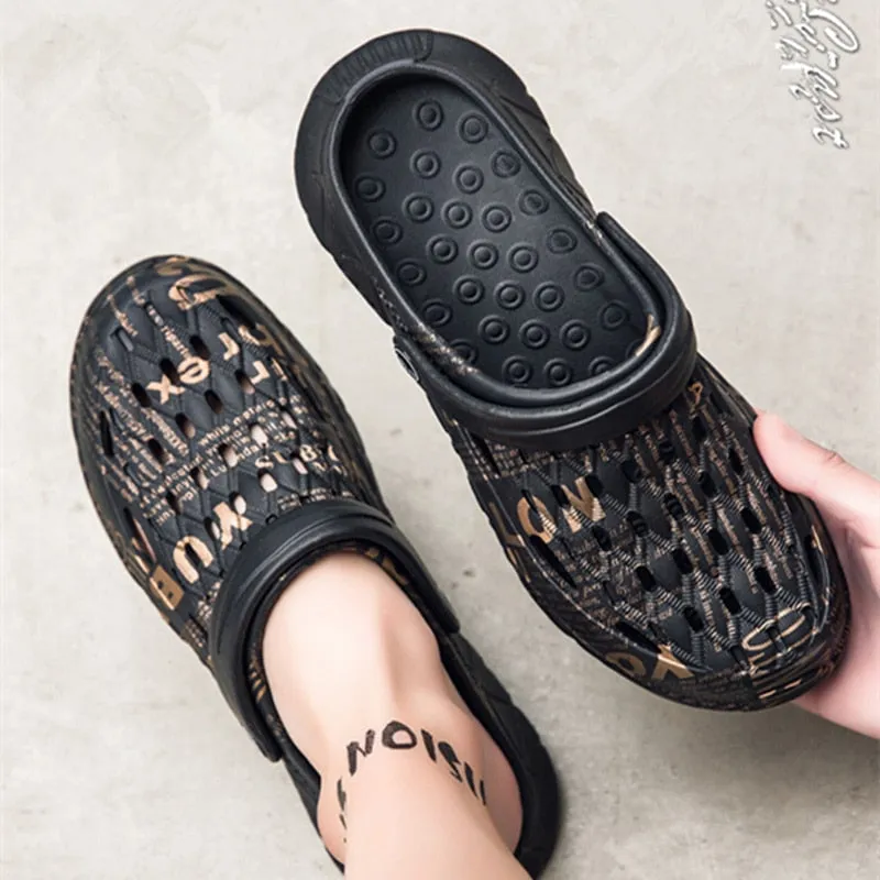 Bernese Mountain Dog Slippers Men Sandals Summer  New Design Fashion Summer Beach Womens's Shoes Men Breathable Wear-resistant Casual Sandals Mens Sneaker