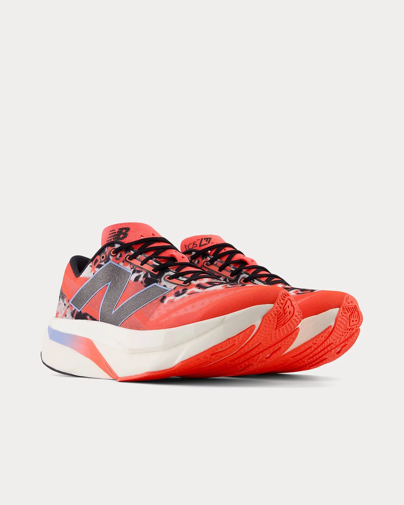 New Balance Trail Shoes Women FuelCell SuperComp Elite v4 'TCS London Marathon' Urgent Red / White / Black Running Shoes