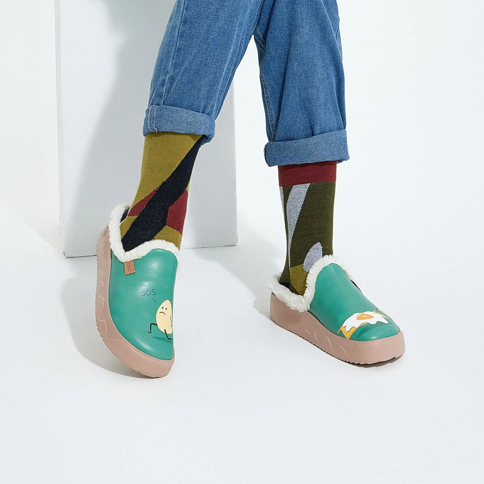 Here's Your Breakfast Fuerteventura VII Women Work Shoes Slip-on