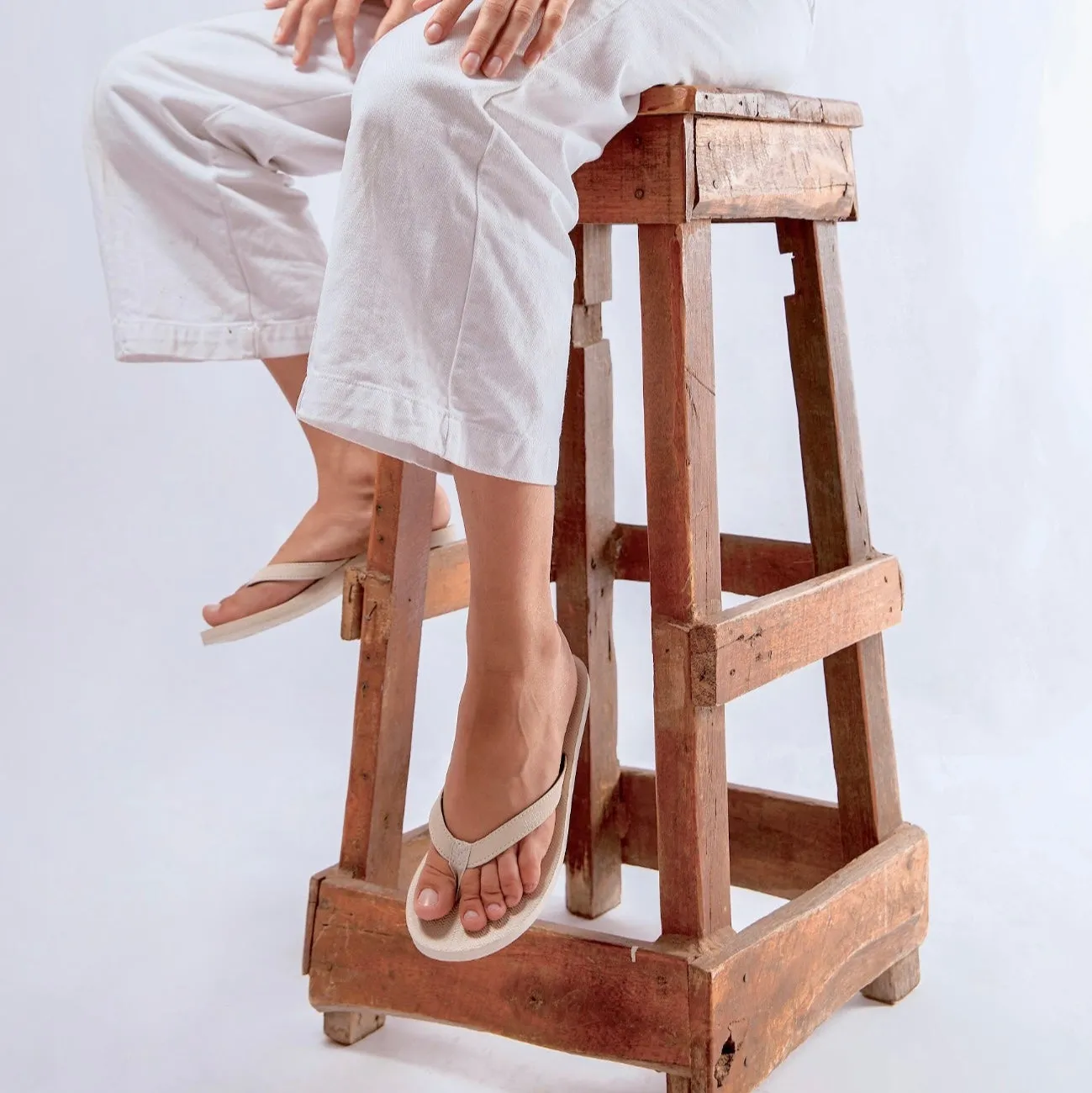 Biodegradable Flip Flops Women's Flip Flops Essntls - Sea Salt/Sea Salt Sole