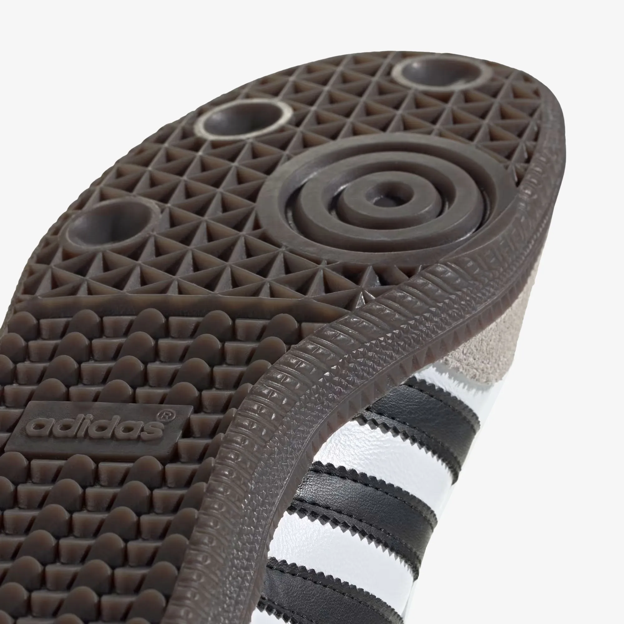 ADIDAS ORIGINALS | WMN'S SAMBA OG { CLOUD WHITE/CORE BLACK/CLEAR GRANITE Adidas Originals Samba Long Tongue Casual Shoes