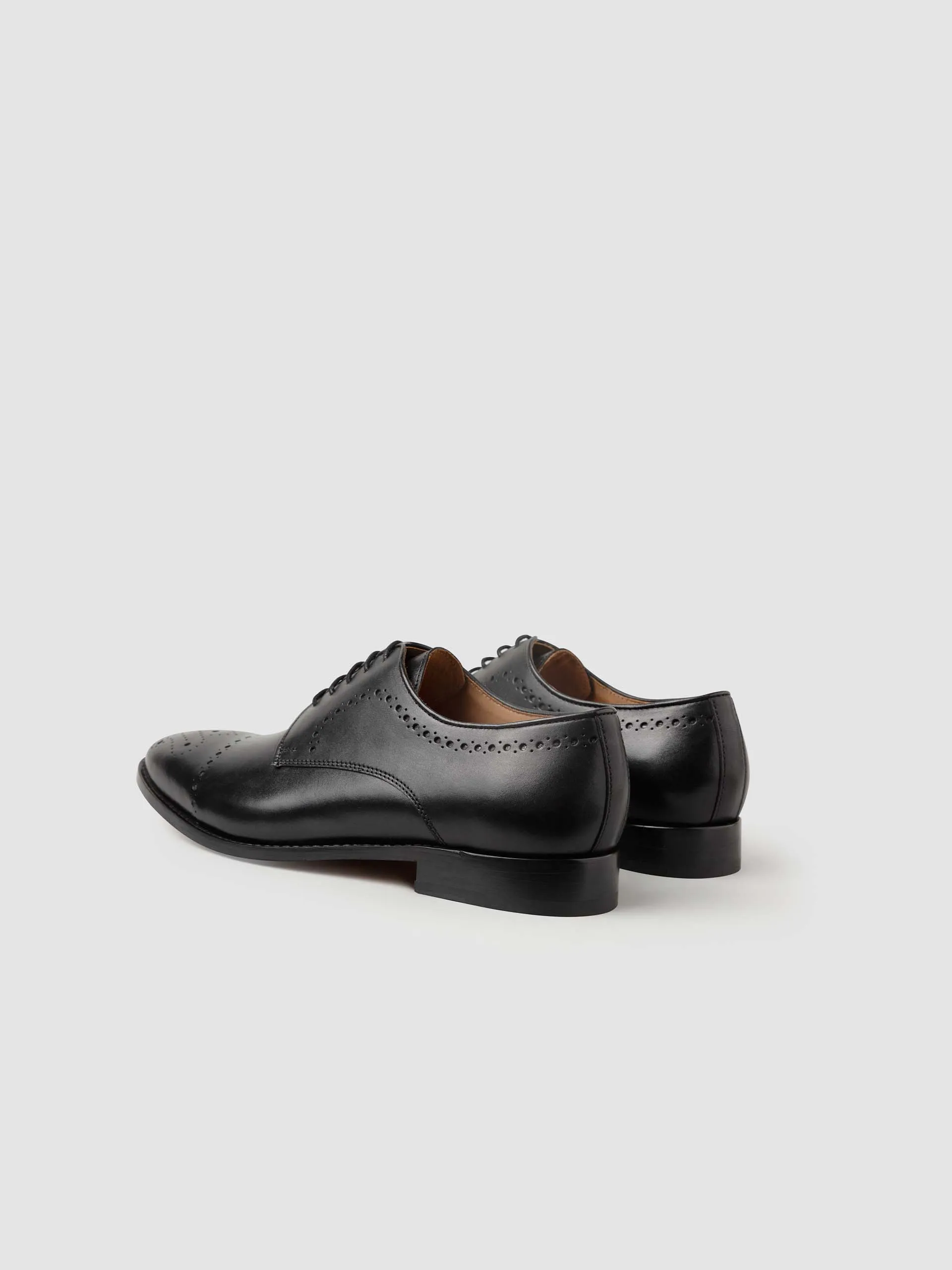 Marshall Derby with Perforations - Black Wingtip Tassel Loafers