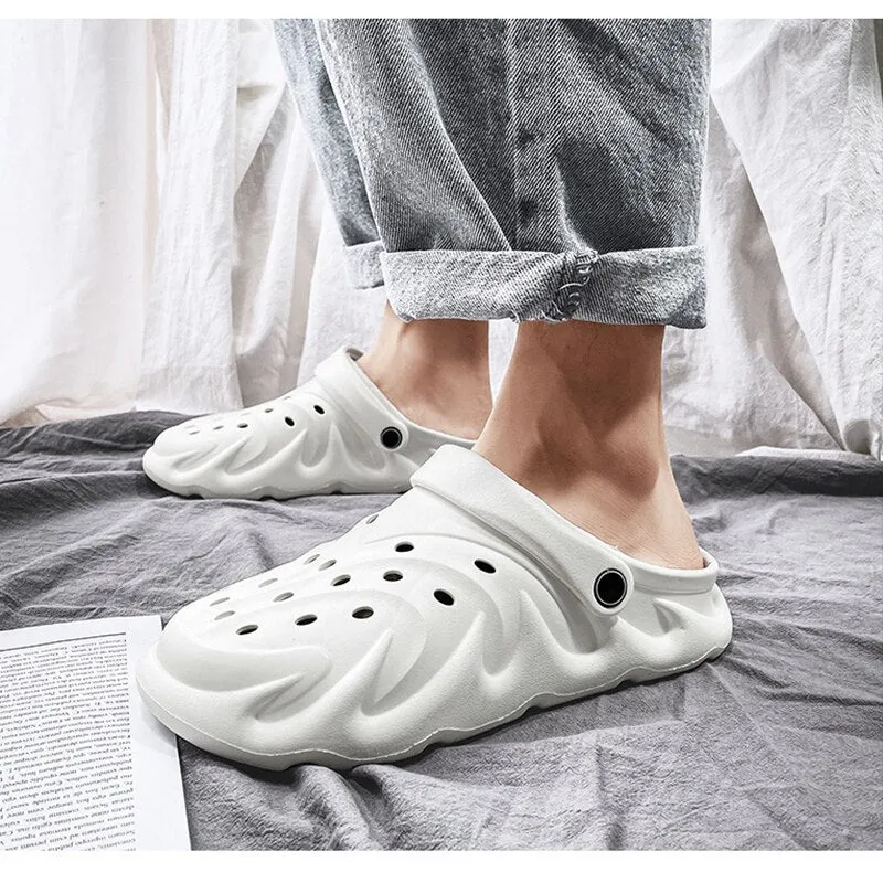 Mens Sandals Summer EVA New Large Size Men's Clogs Lightweight Beach Slippers Breathable Men's Sneaker Sandals Garden Clogs Golf Slippers