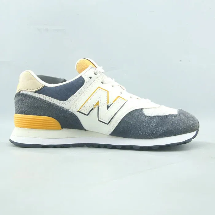 New Balance 621 New Balance 574 Navy & Cream Running Shoes