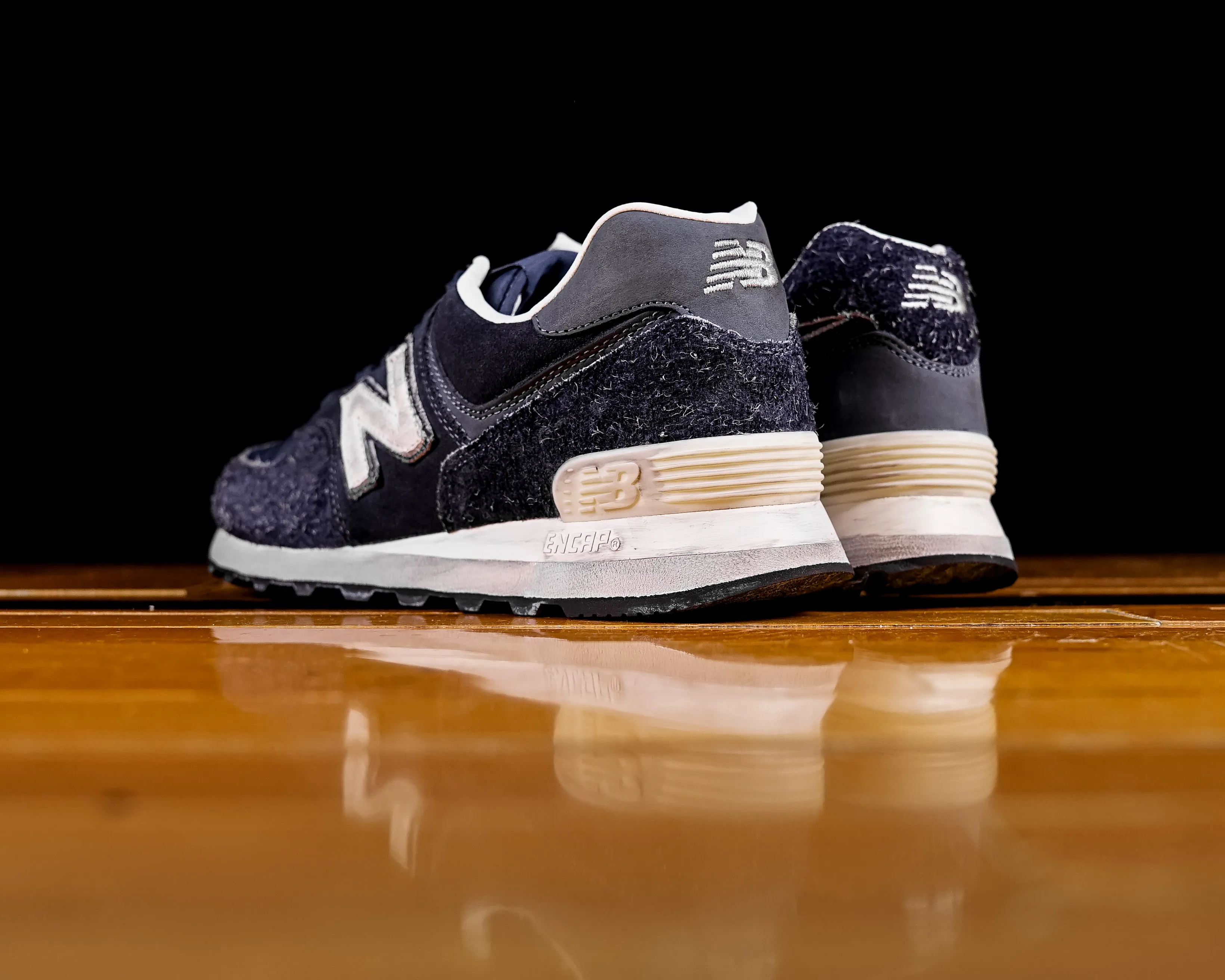 New Balance 574 Kids New Balance x Invincible 574 Shoes