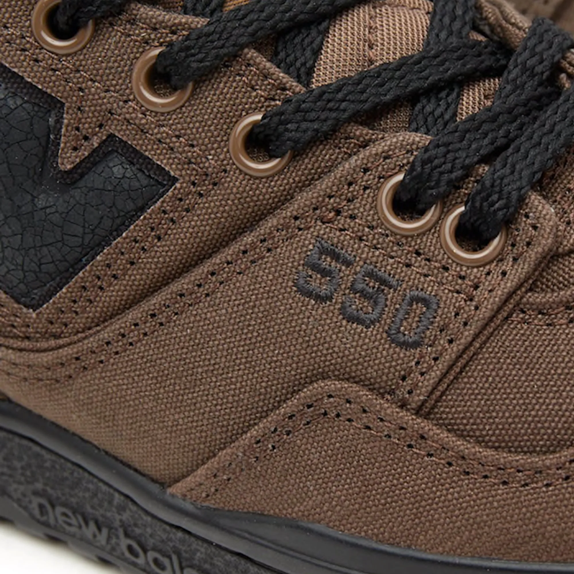 New Balance 990 Olive Green New Balance x Thisisneverthat BB550 Shoes