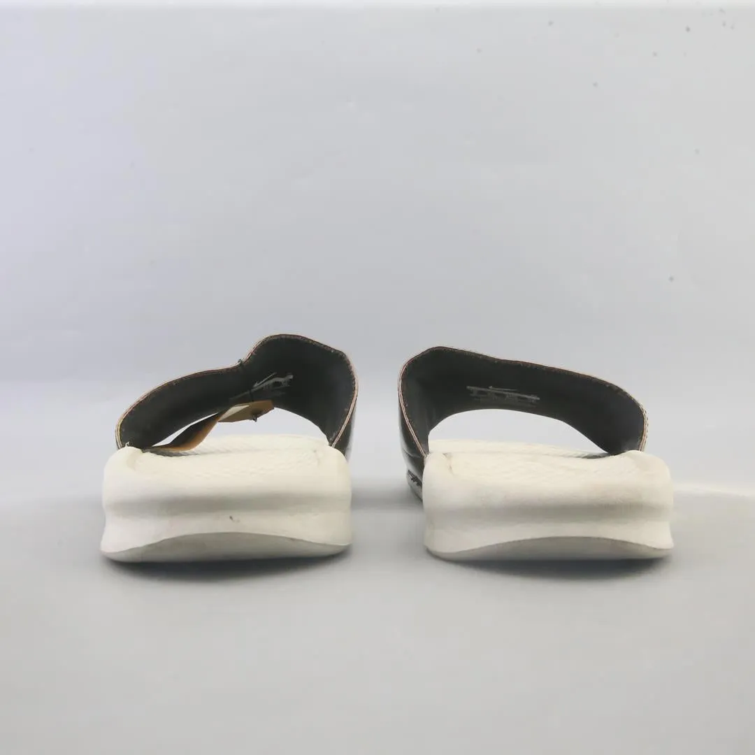 NIKE  BENASSI JUST DO IT Bread Slippers