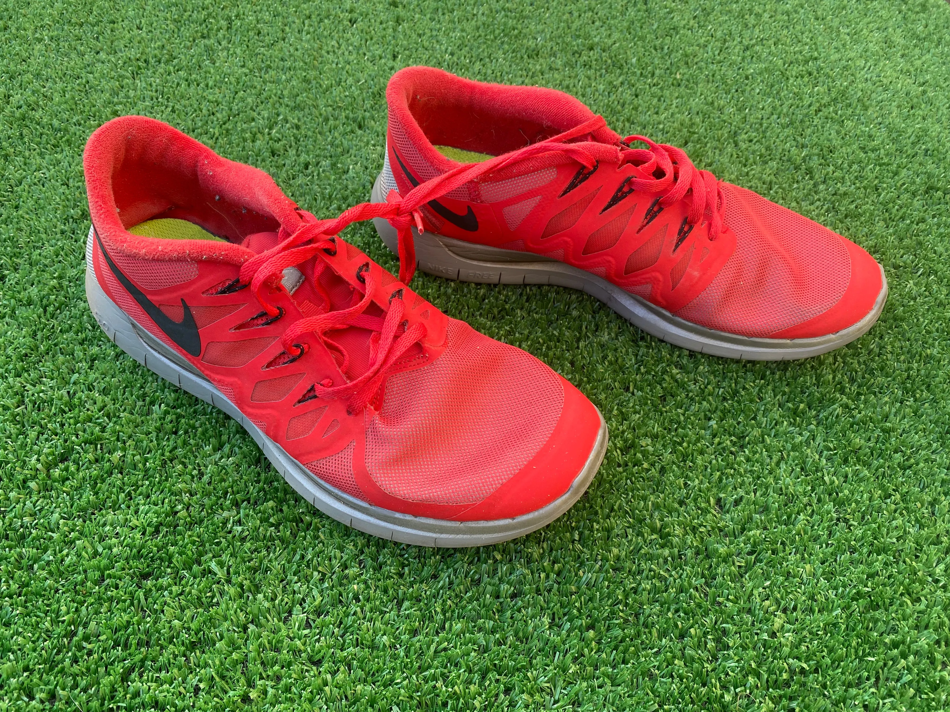 Asics Gel Venture Running Shoes Nike Free 5.0 H20 Repel UK Size 8.5 Mans Mens EU 43 Sneakers Trainers Shoes VGC