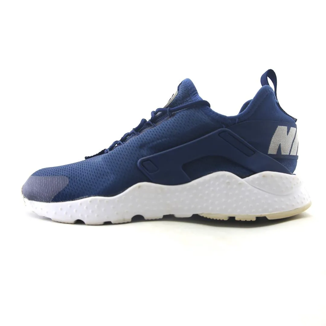 NIKE  HUARACHE RUN ULTRA Best Running Shoes For People With Bad Knees