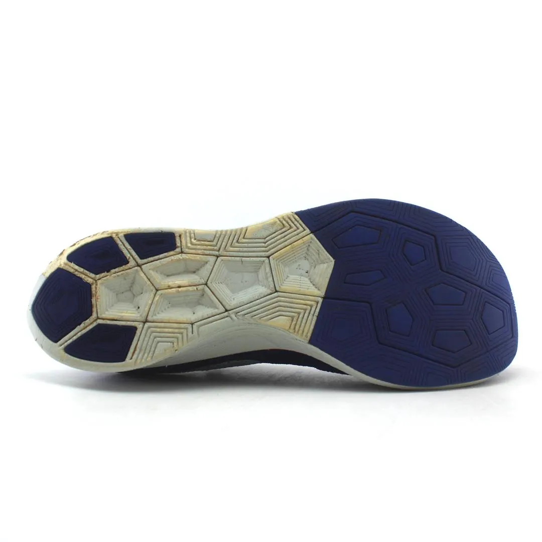 NIKE ZOOM VAPORFLY  FLYKNIT Fit Running Shoes