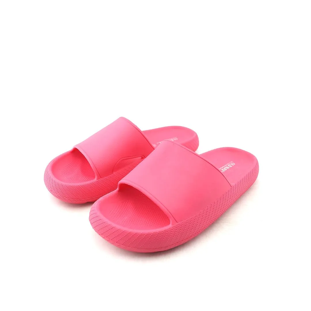 OLD NAVY PARTIALLY PLANT-BASED Zombie Slippers