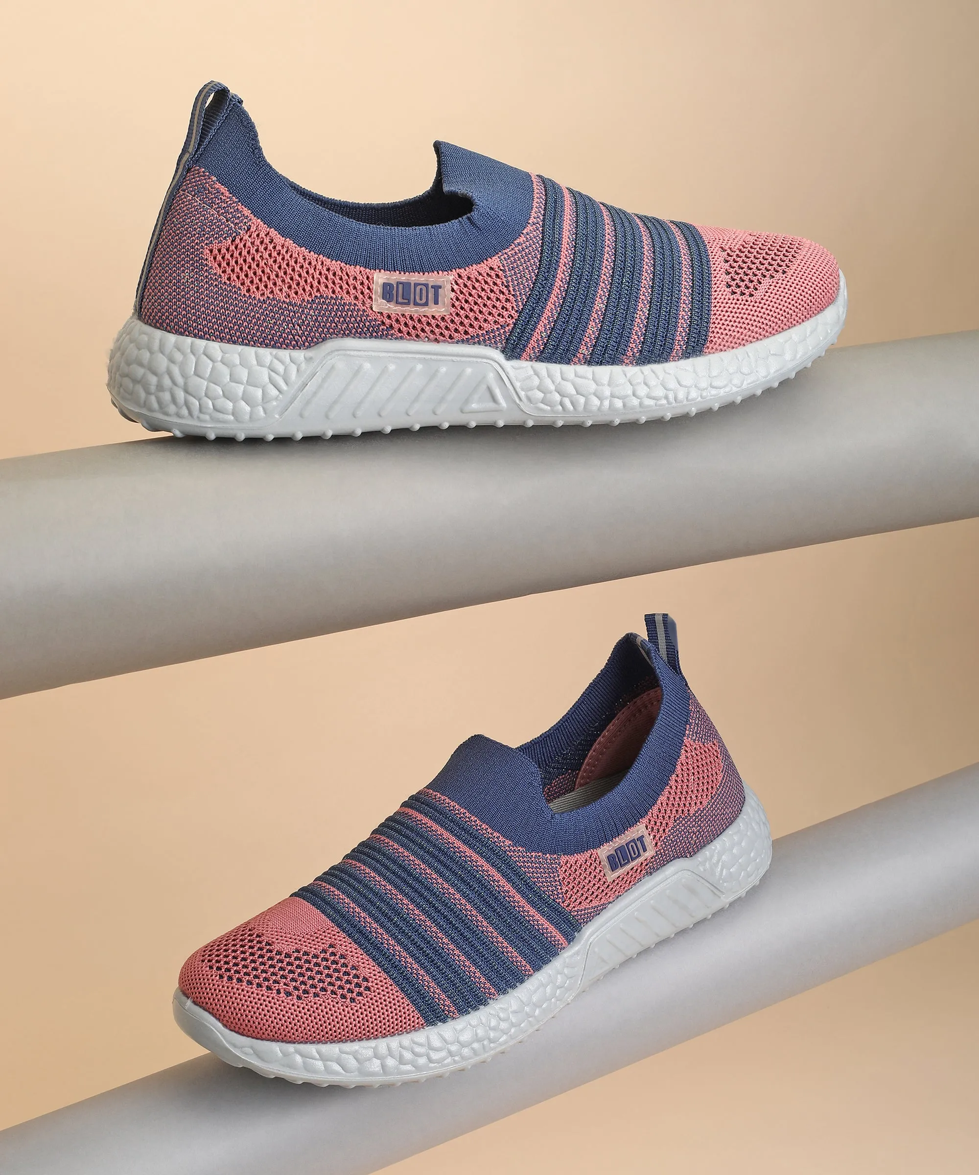 Paragon Blot PUK3503LS Women Casual Shoes | Sleek & Stylish | Latest Trend | Casual & Comfortable Grey Boat Sneakers