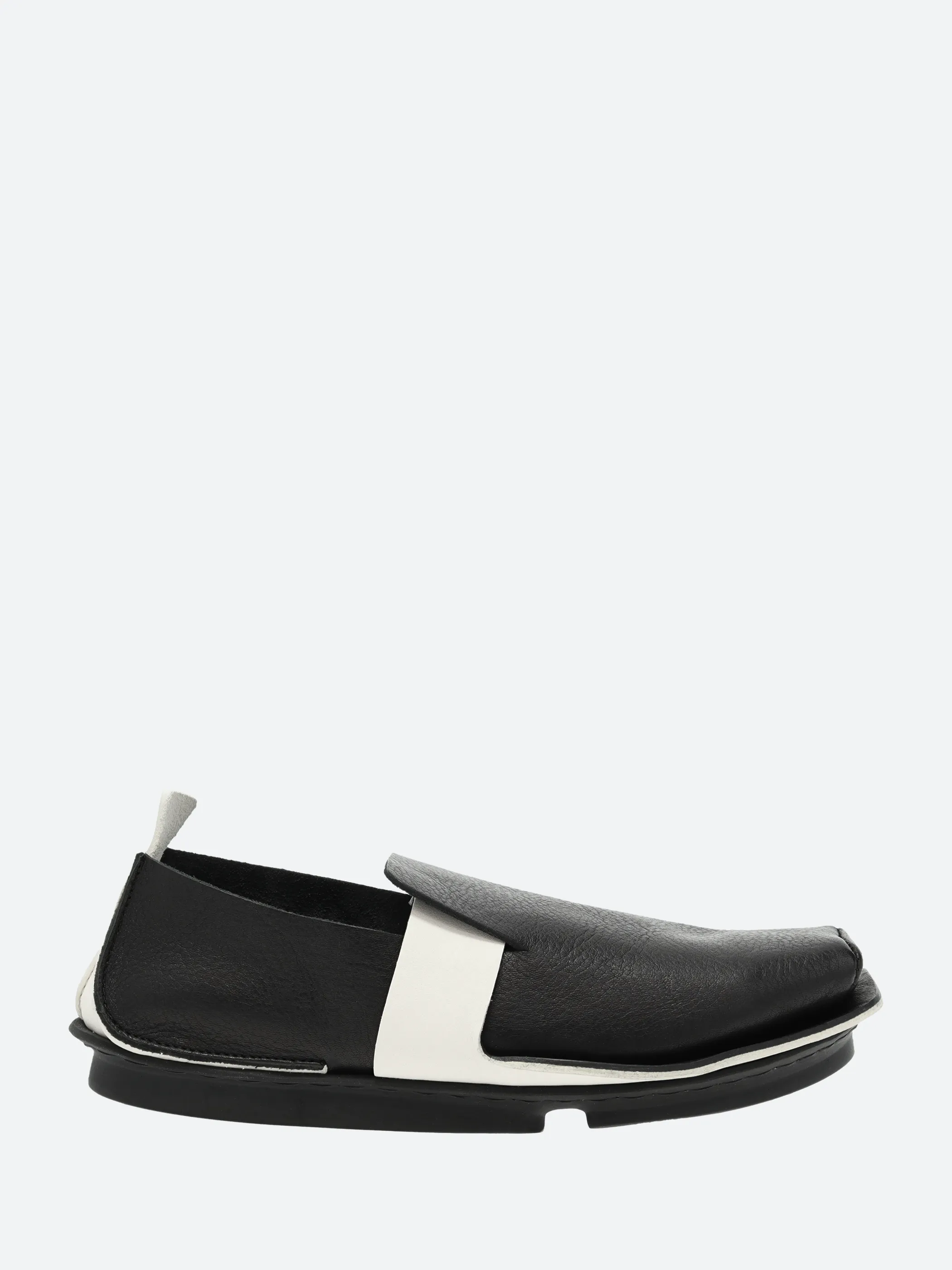 Salvator Ferragamo Loafers Penna Key