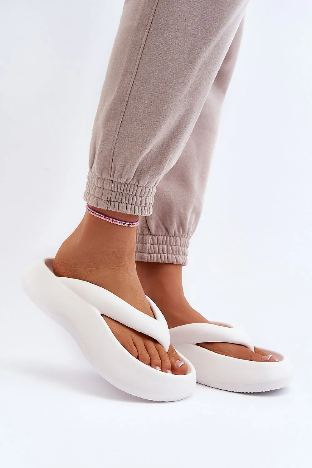 4 Inch Wedge Flip Flops Japanese flip-flops model 194386 Step in style