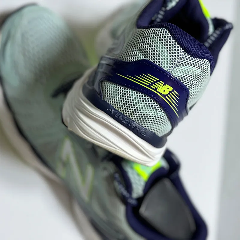 New Balance 530 Dapple White Grey Ice New Balance 680 V4 Shoes - W680LO4