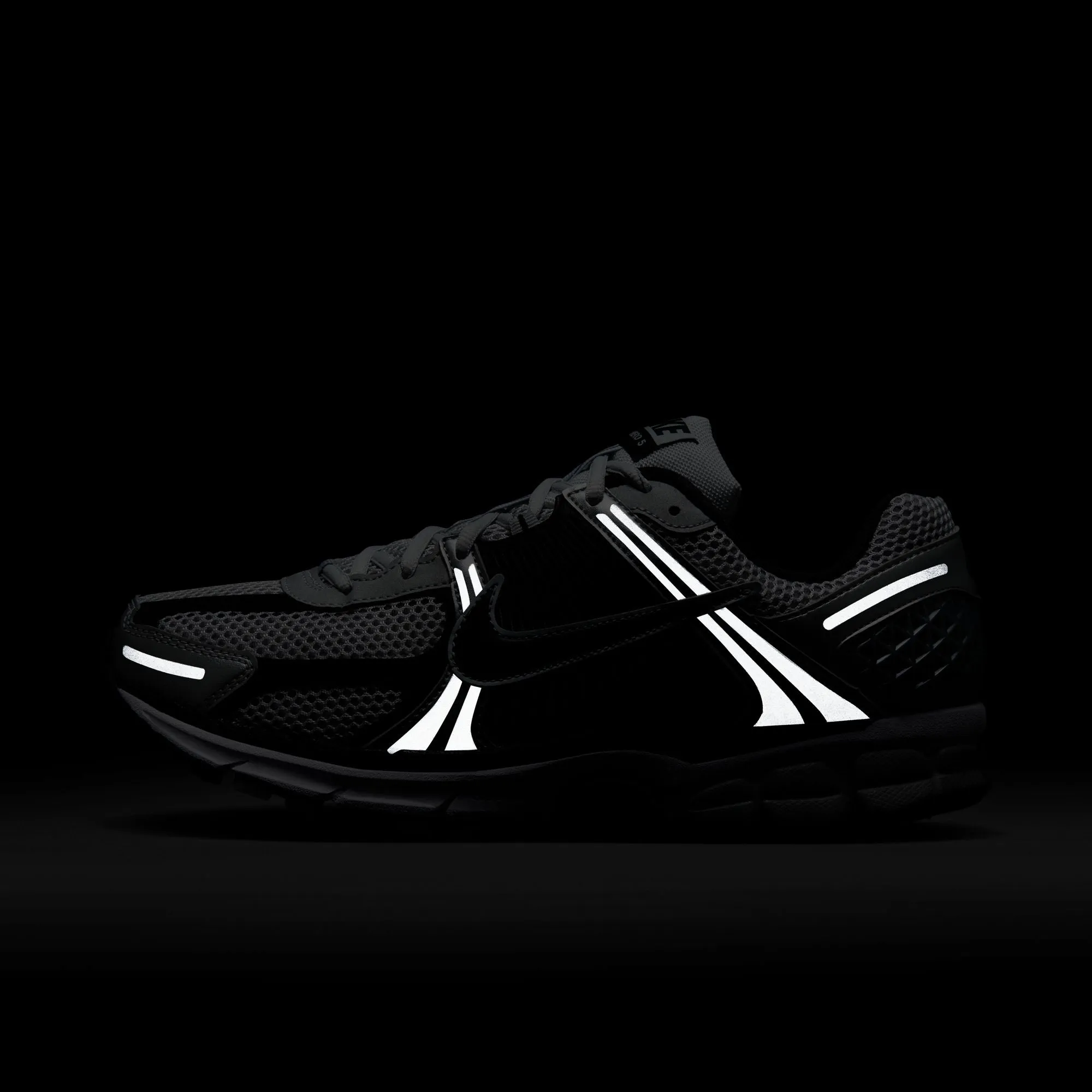 Long Run Shoes Asics Nike - Zoom Vomero 5 ~ Black