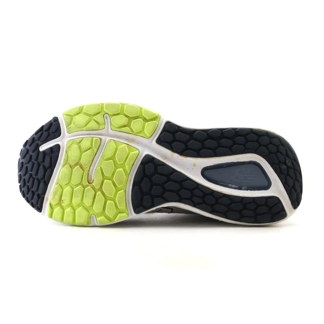 Running Shoes Size 7 NEW BALANCE FRESH FOAM  860V7