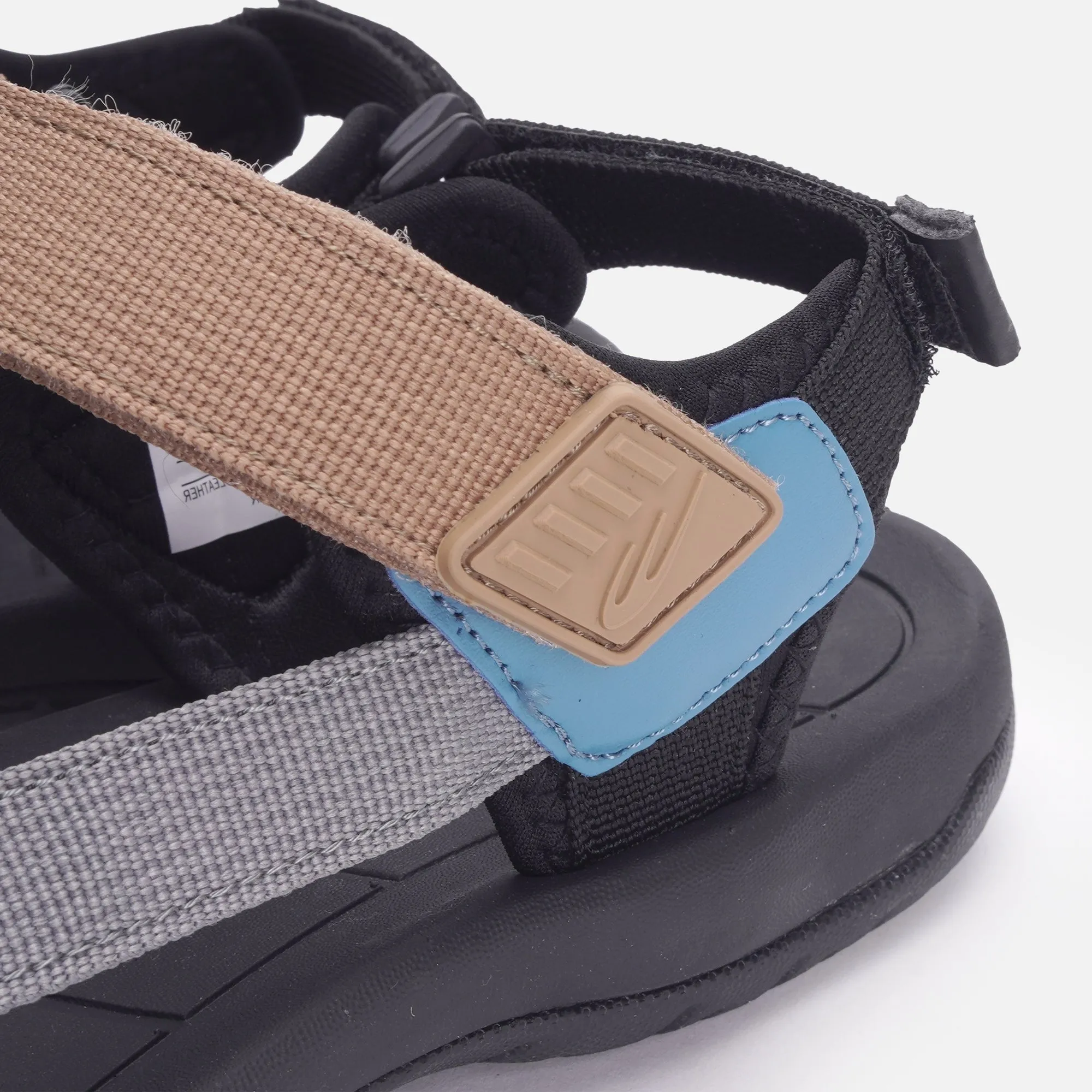 SILK ROAD Oshkosh Sandals