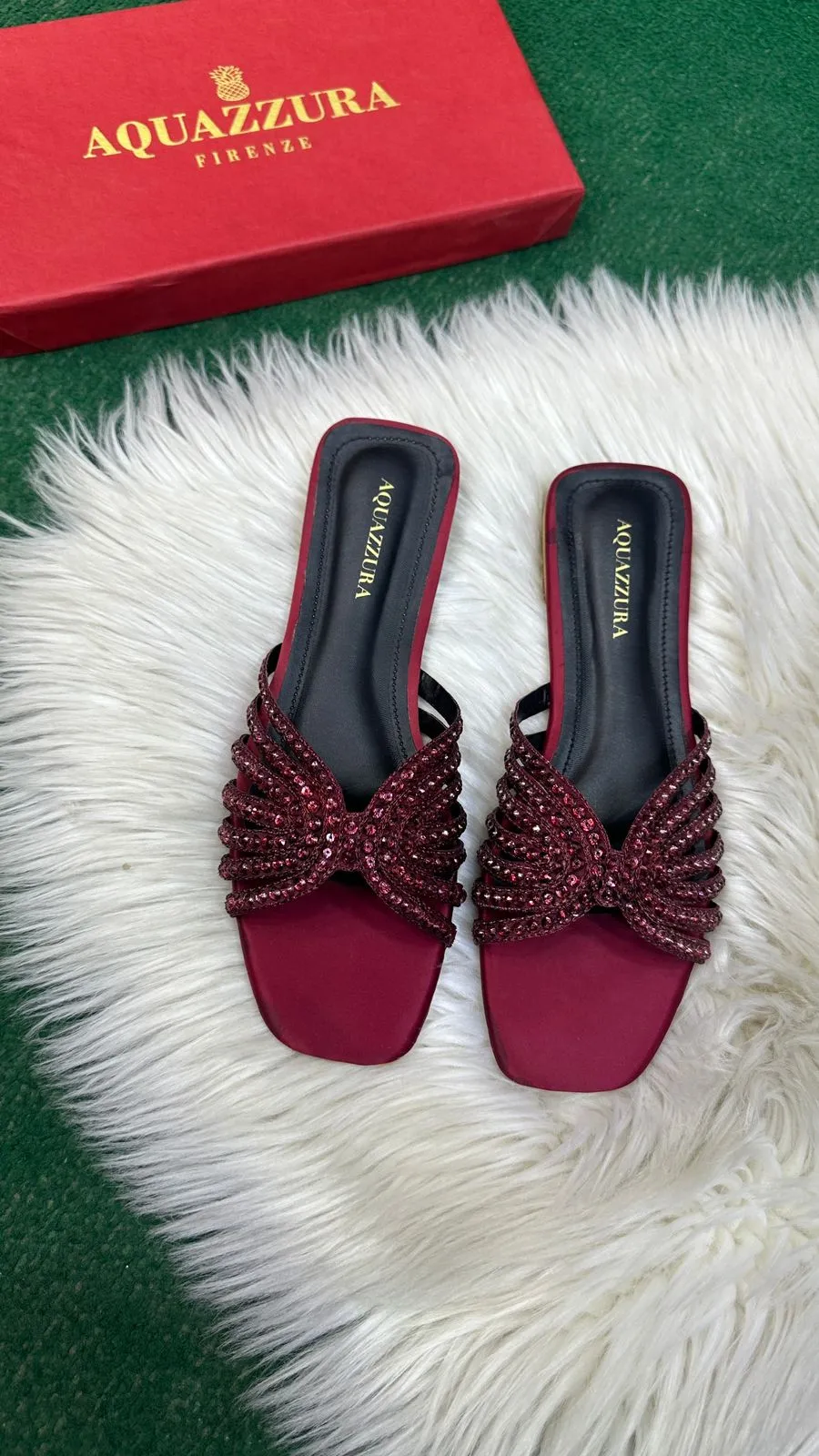 Face Slippers Natalya Slides