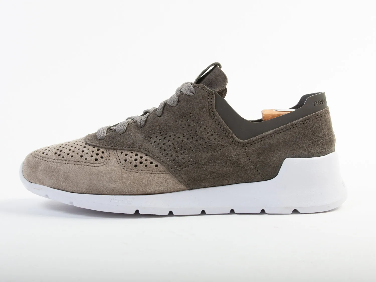 New Balance Outlet Riverhead New Balance Gray Suede 1978 Shoes