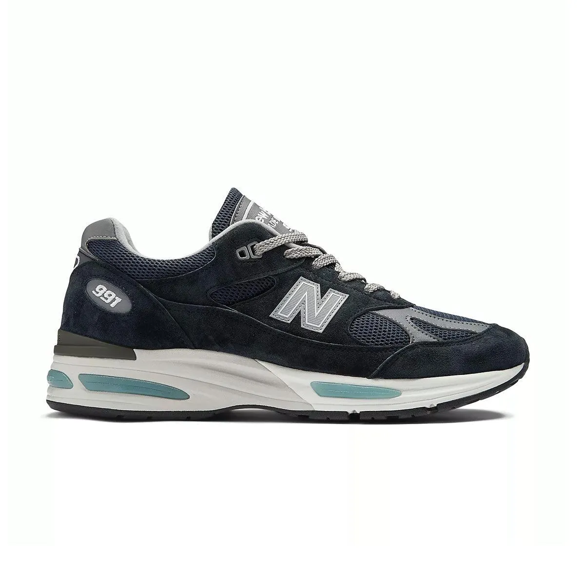 New Balance Platform Sneakers in UK 991v2 'Dark Navy'