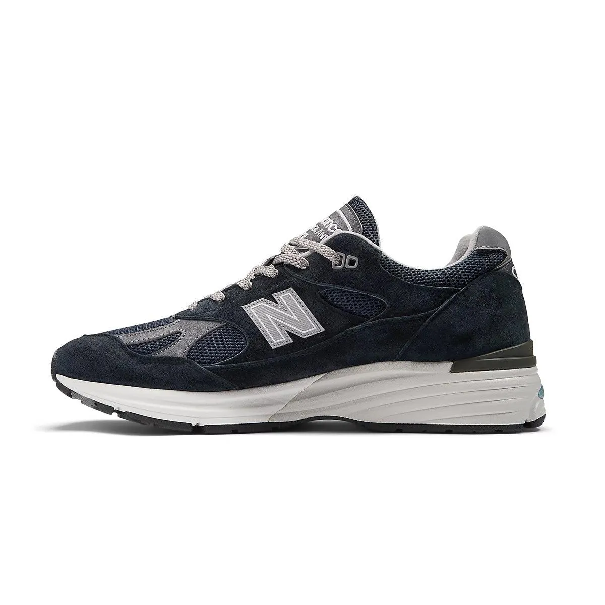 in UK 991v2 'Dark Navy' New Balance 1500 V6