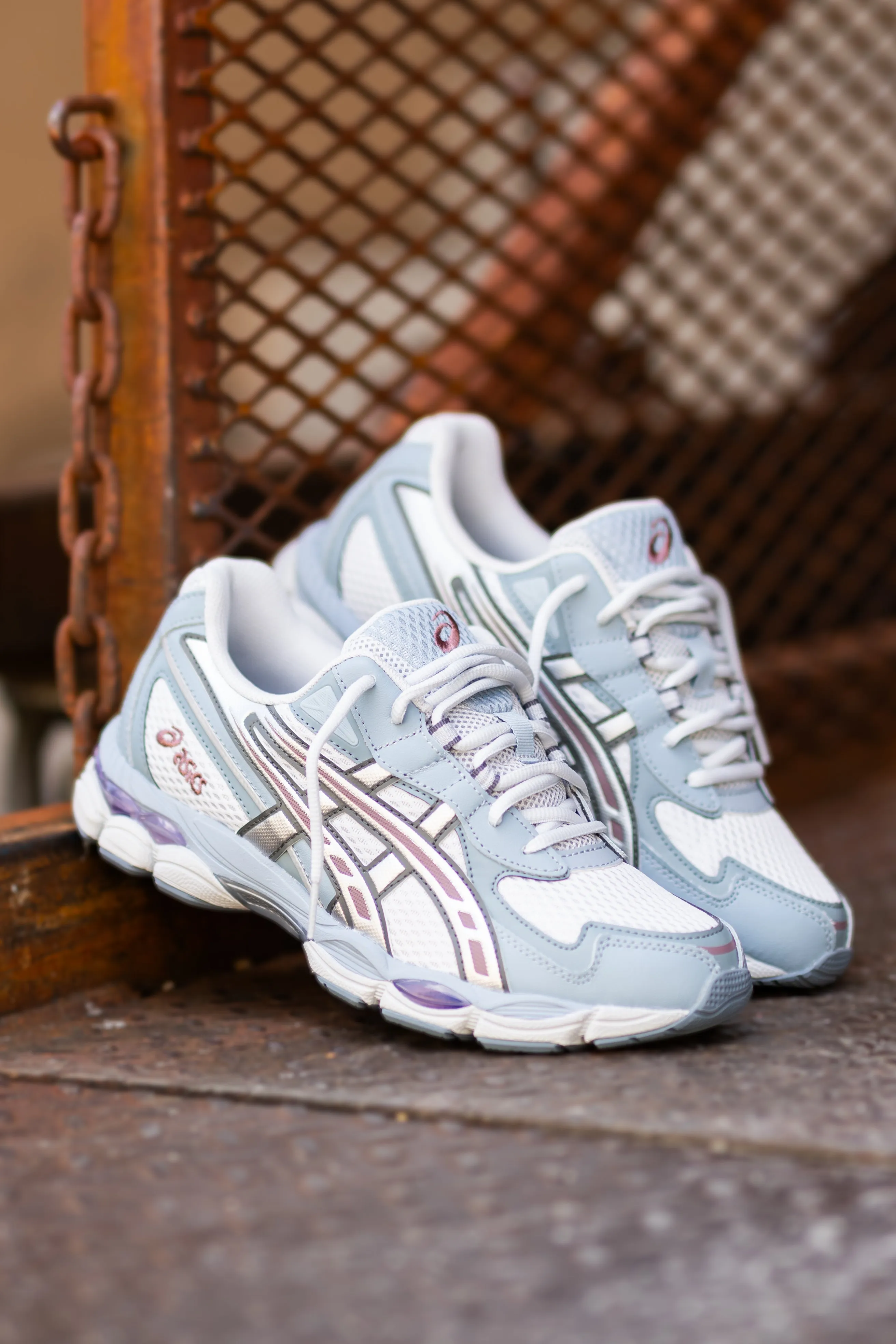 Second Hand Asics Shoes Mens Asics Gel-NYC 2055 (Glacier Grey/Dolphin Grey) 1203A542.020