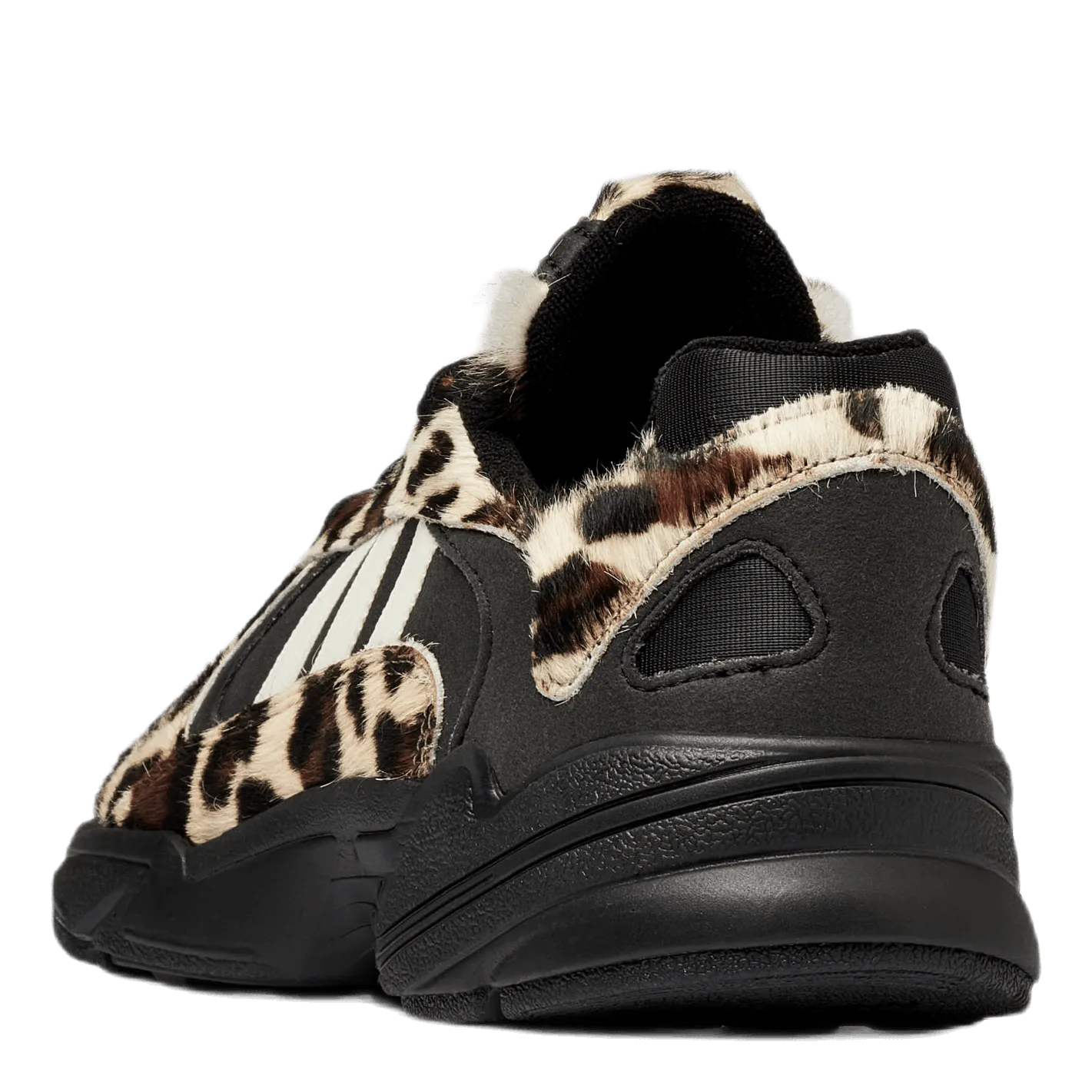 Throwing Shoes Adidas Yung-1 Black