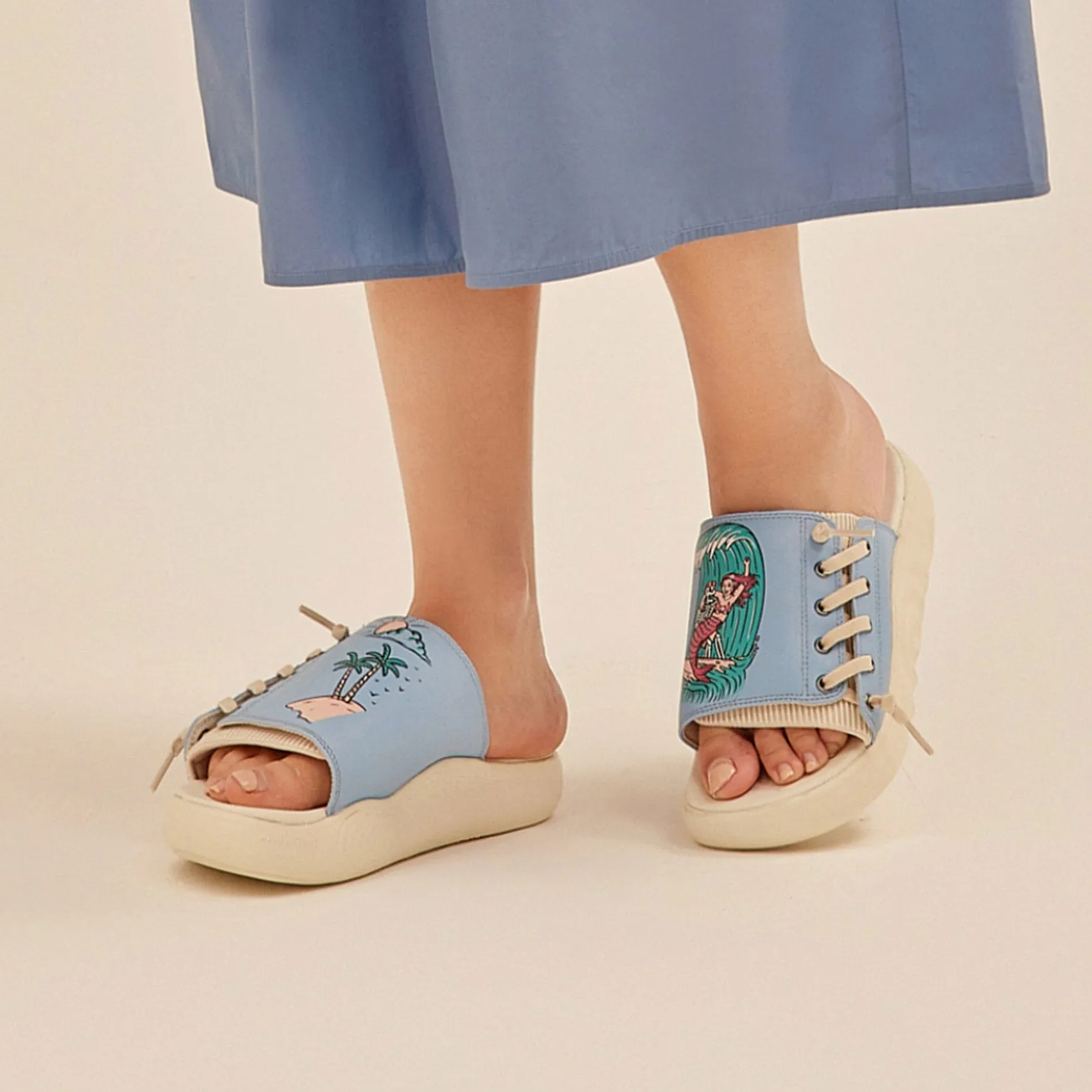 Slip On With Laces Hold Me Tight Mahon II Women