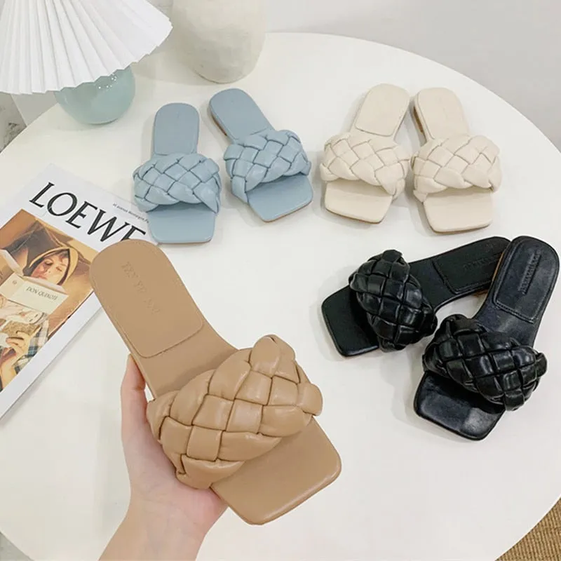 Women Weave Slippers Flat Shoes Fashion Leisure Shoes Bee Slippers