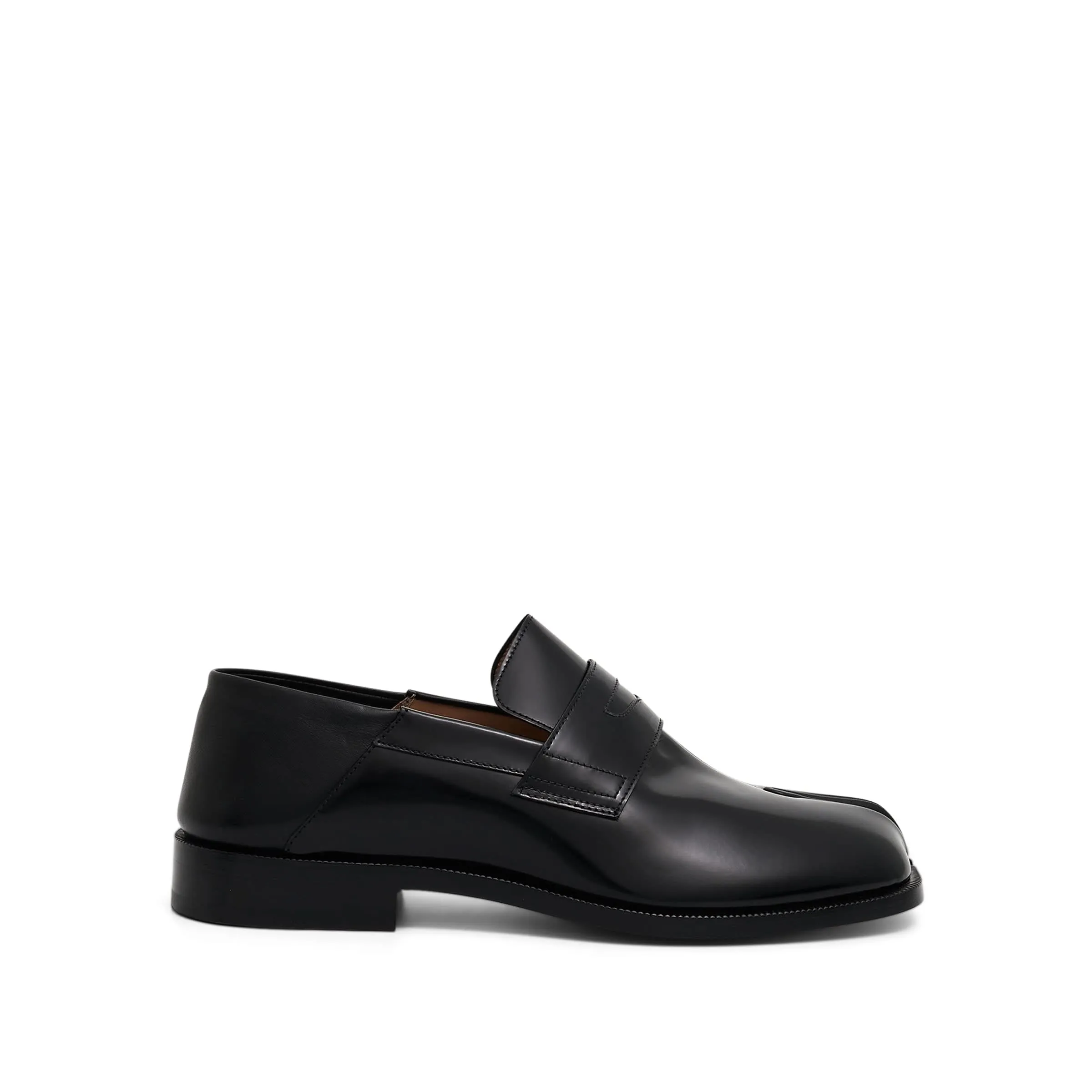 Tabi Babouche Loafers in Black Merrell Loafers