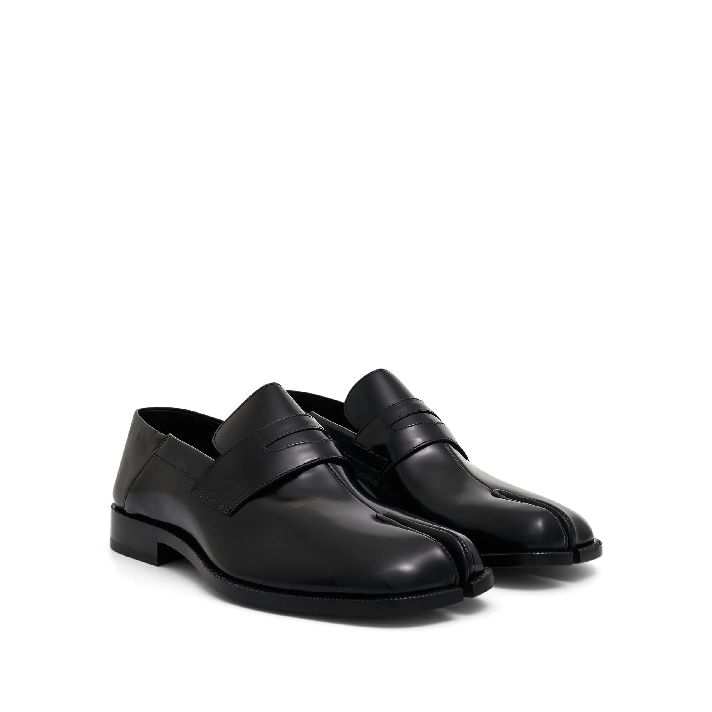 Tabi Babouche Loafers in Black Bottoms Loafers