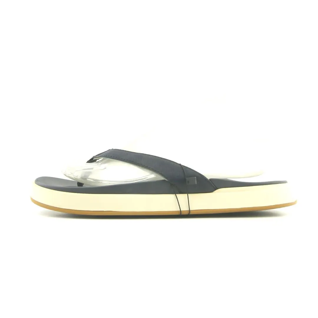 OLUKAI NU'A PI'O Slippers Cheap