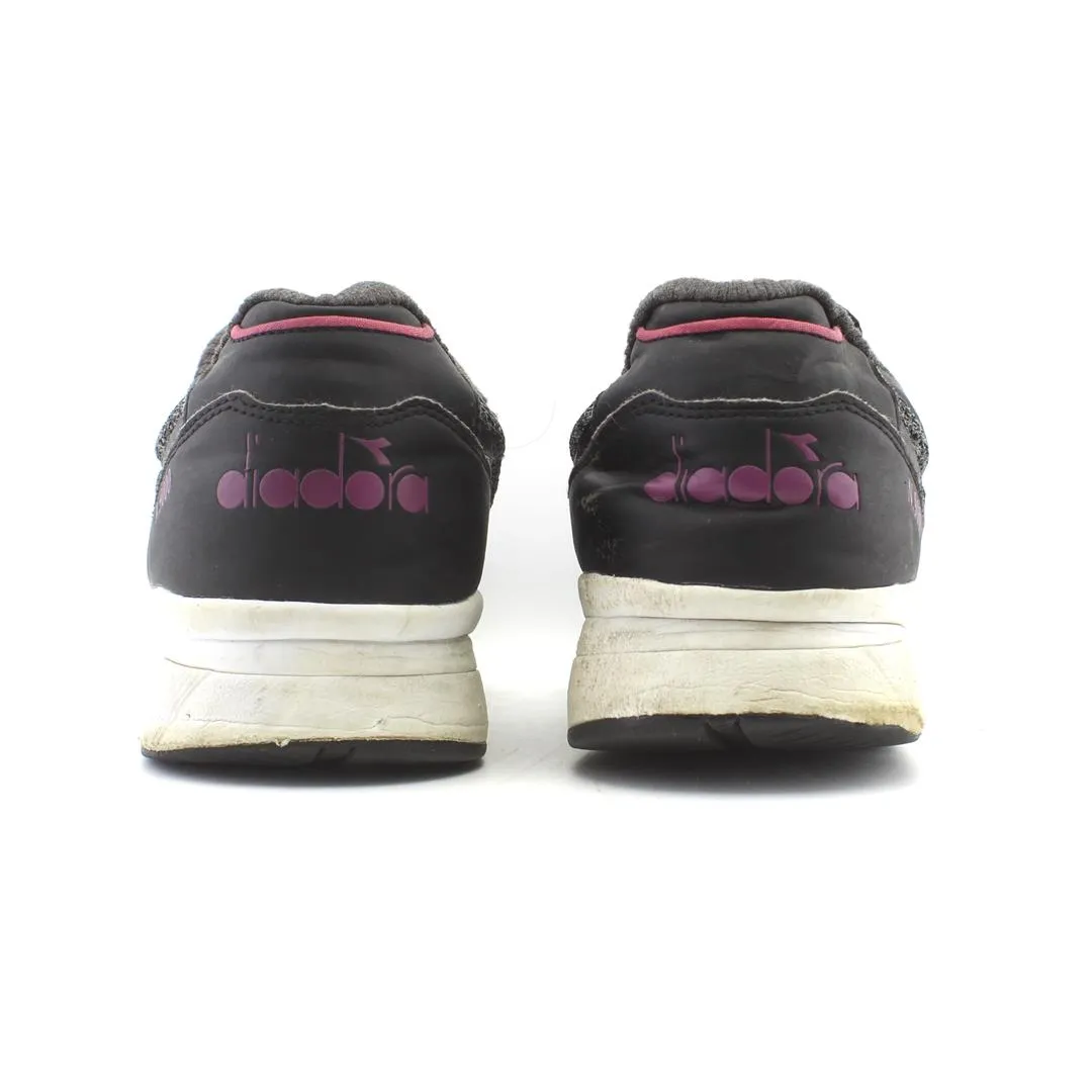 Athletic Spikes Running Shoes DIADORA N.9000